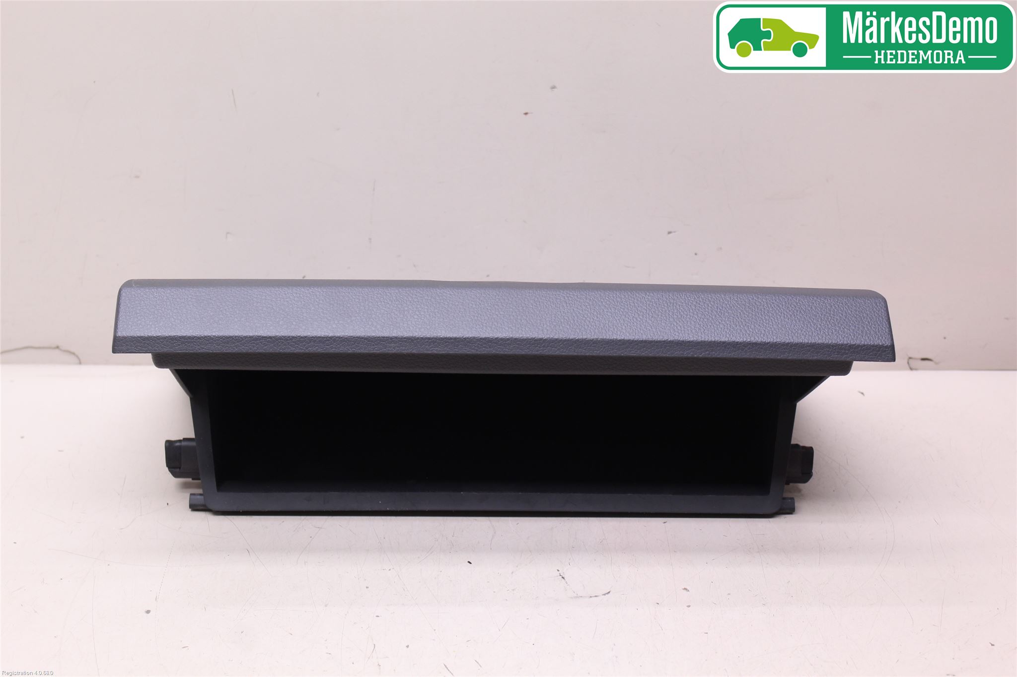 Volkswagen VW AMAROK 2H 10-22 Handskfack