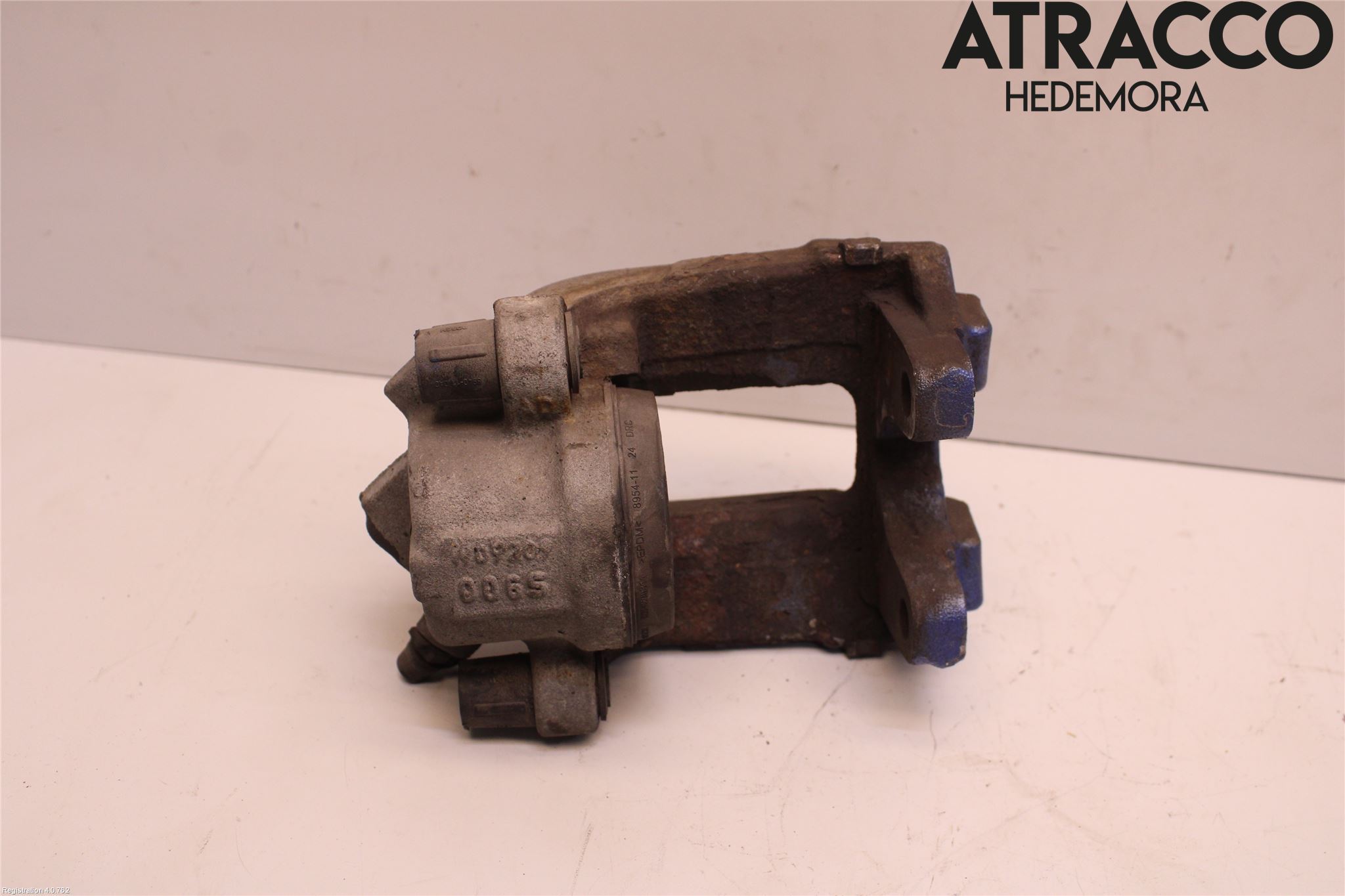 BMW 3 F30/F31/F80 12-19 Bromsok Fram Höger