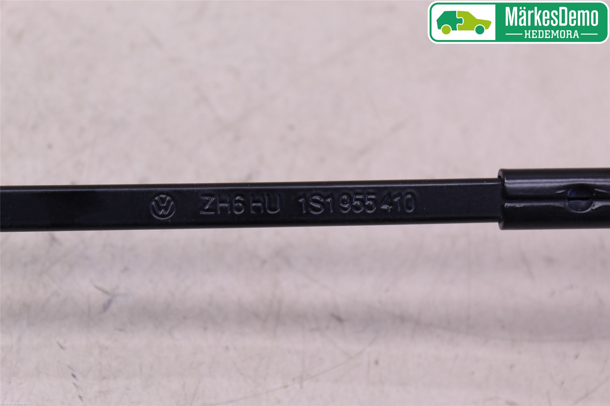 Volkswagen VW UP! / E-UP! Torkararm Armar Vindruta