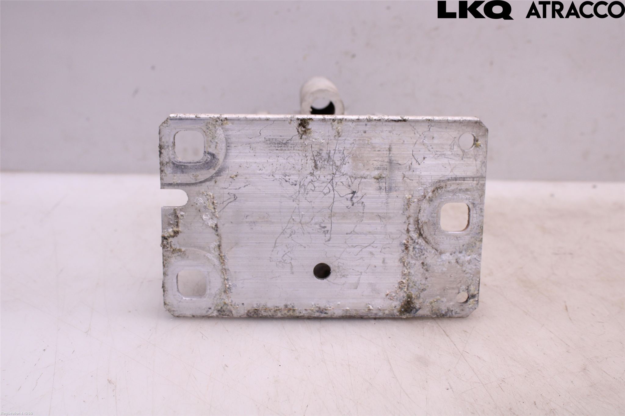 Audi Q5 09-16 Stötfångarbärjärn Fram