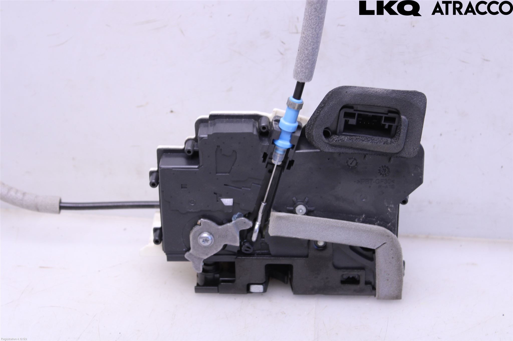 Audi A6 F2/C8 19- Låskista-Dörrlås