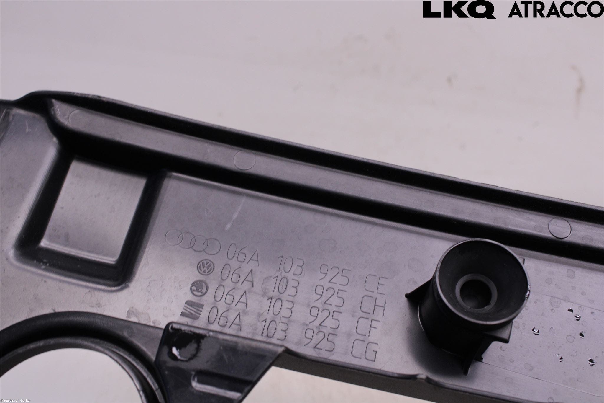 Volkswagen VW GOLF VI 09-13 Motorkåpa