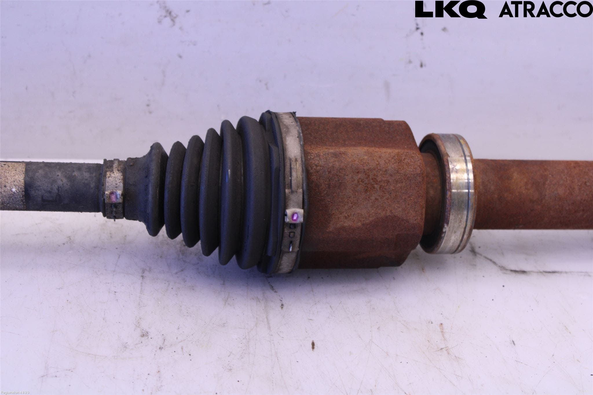 Volvo V70 14-16 Drivaxel Fram Höger