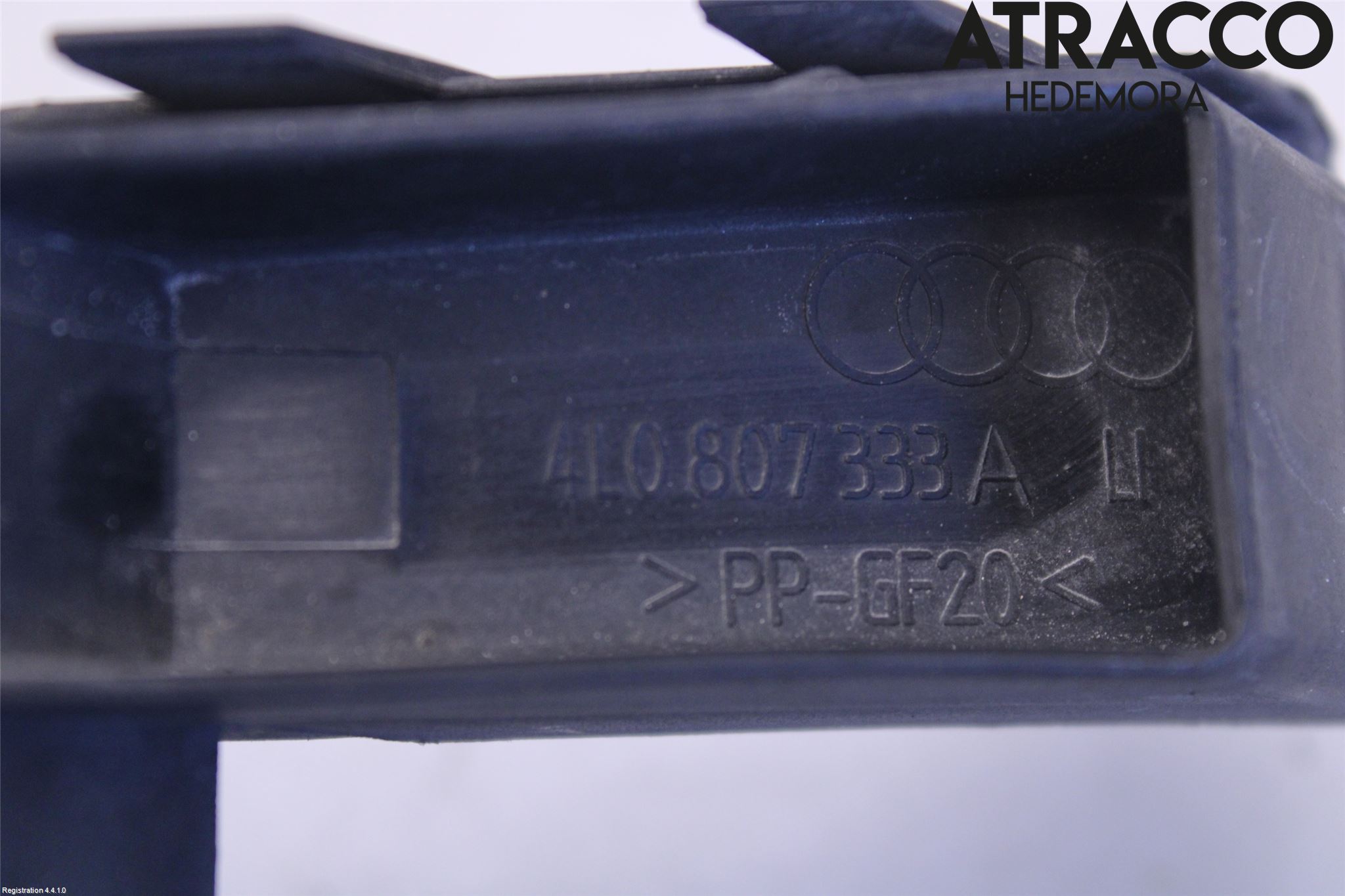 Audi Q7/SQ7 Stötfångarfäste Fram Vä