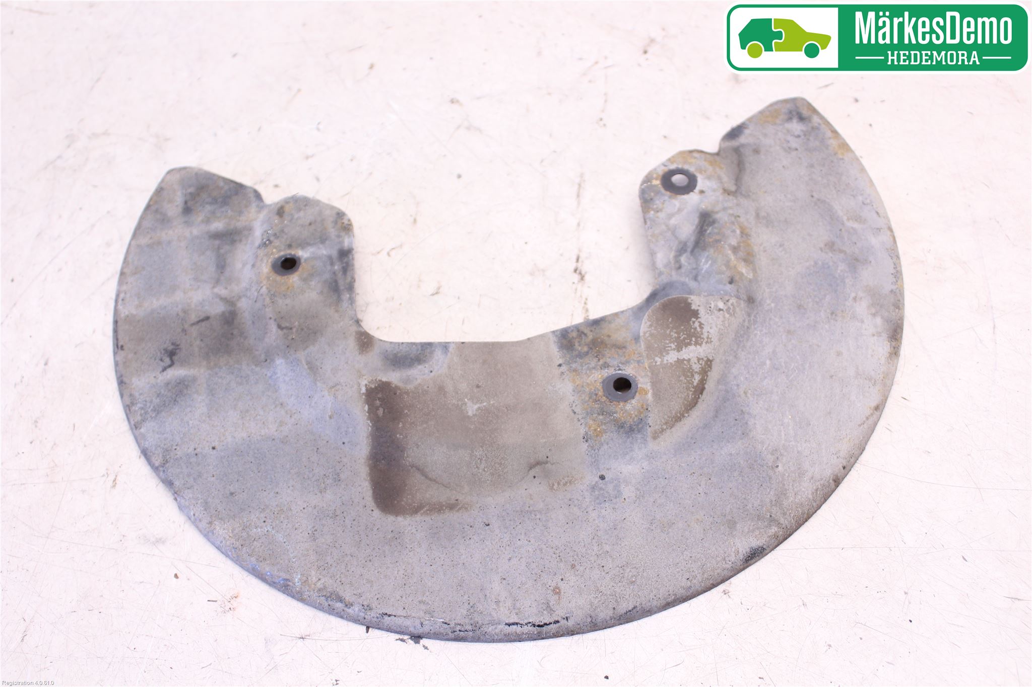 Fiat FREEMONT Bromssköld Fram