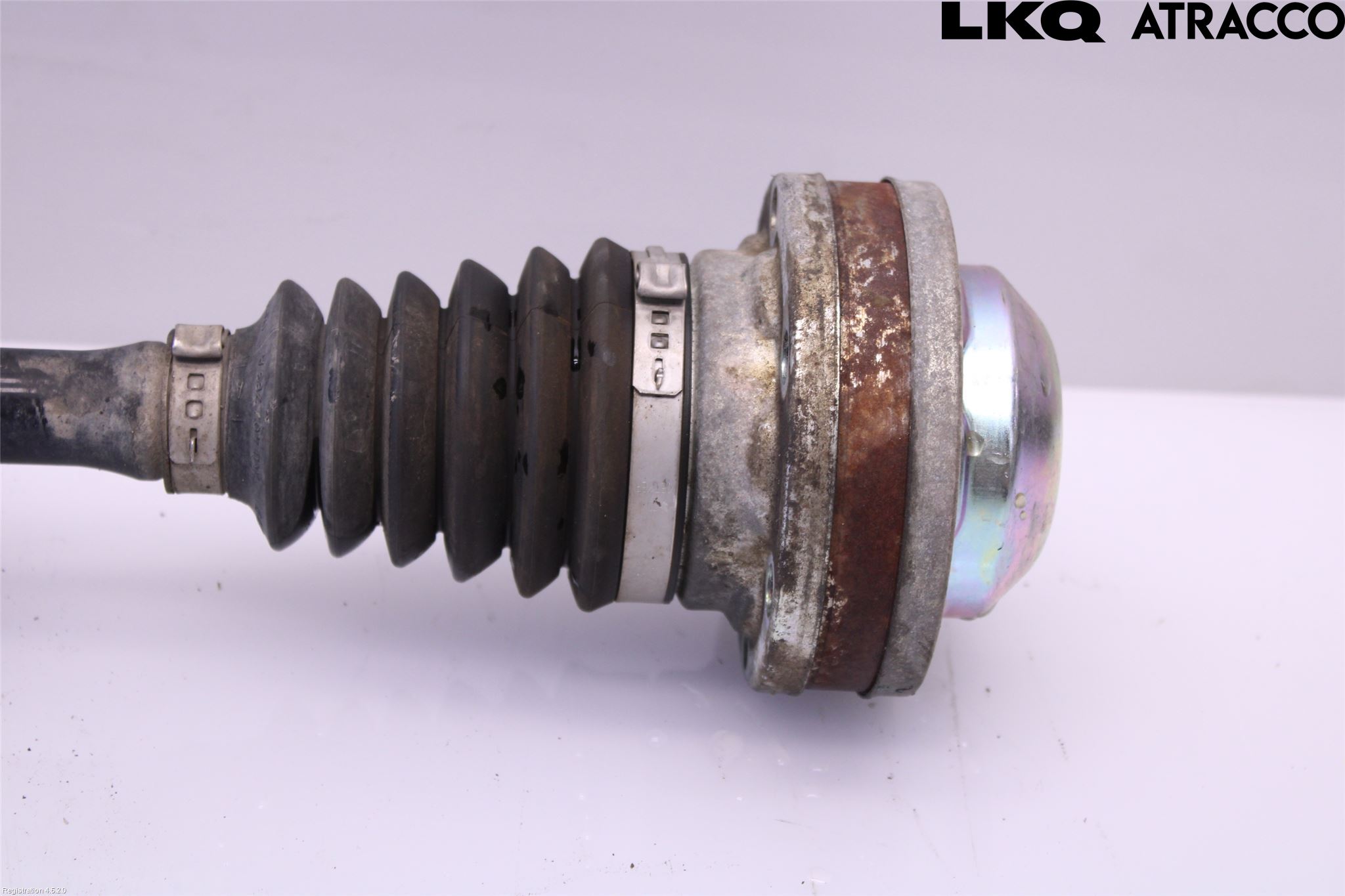 Volkswagen VW TIGUAN 16-24 Drivaxel Fram Höger
