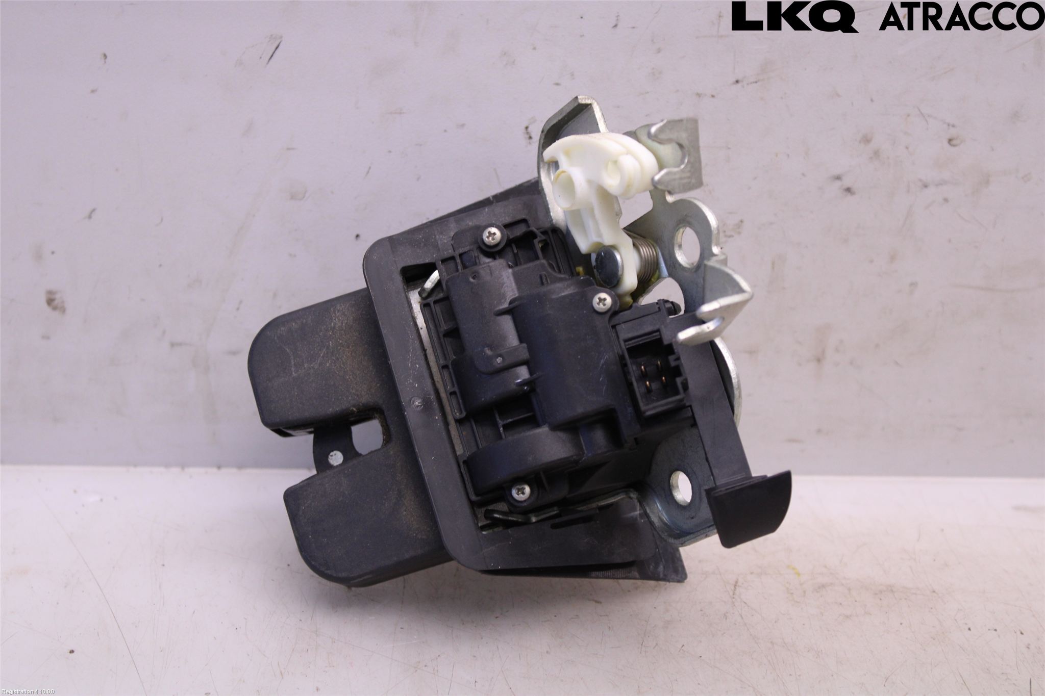 Audi A4/S4 08-11 Låskista Baklucka