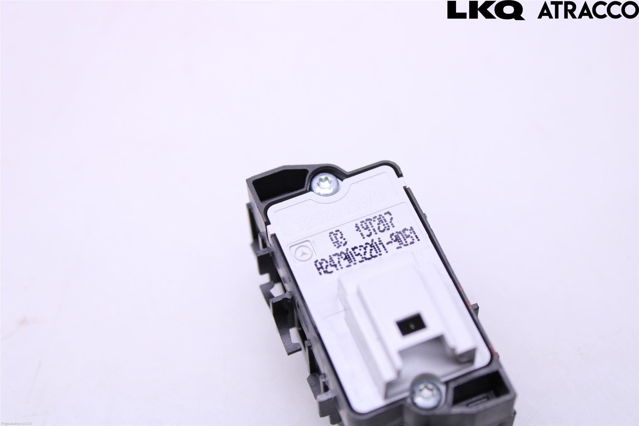 Mercedes-Benz MB CLA-KLASS (C118/X118) 19- Strömställare Dörröppnare