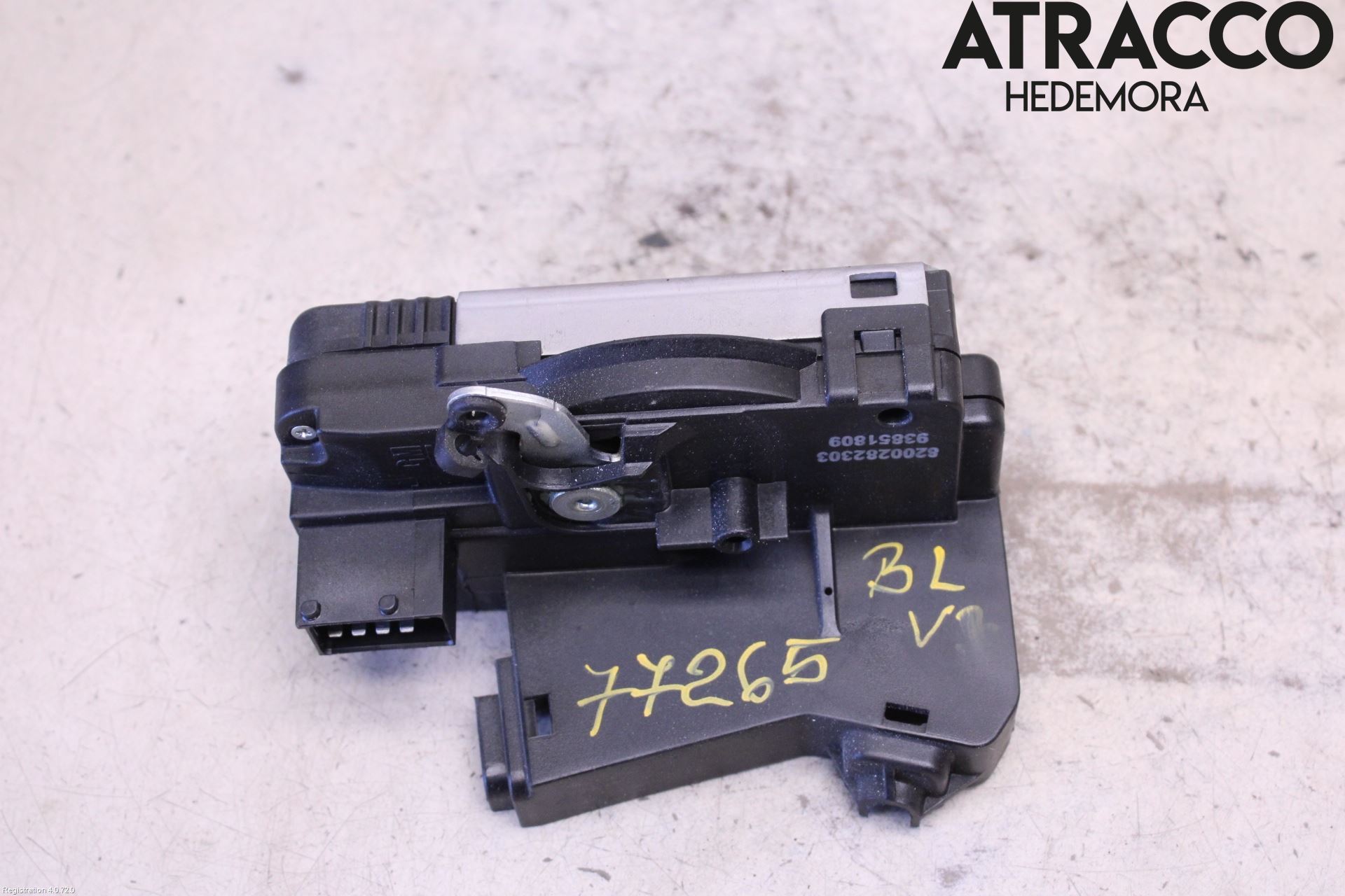 Opel VIVARO 01-14 Låskista Baklucka