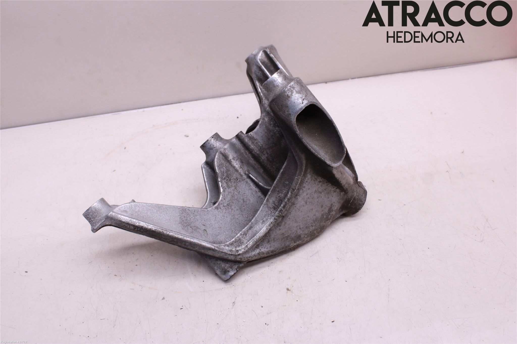 Audi A4/S4 B9 16-19 Motorfäste