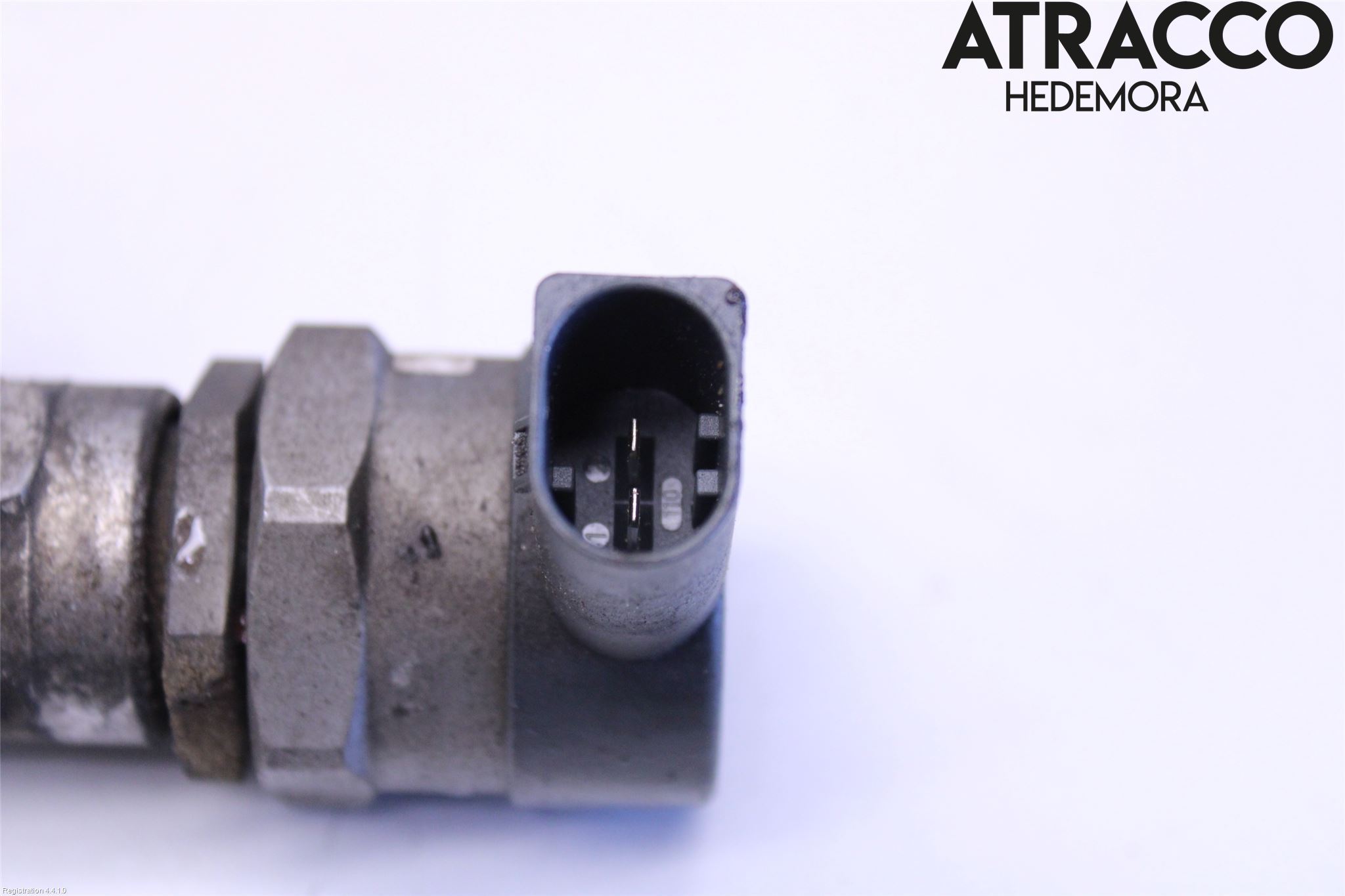 Volkswagen VW PASSAT 11-14 Inj. Fuelrail
