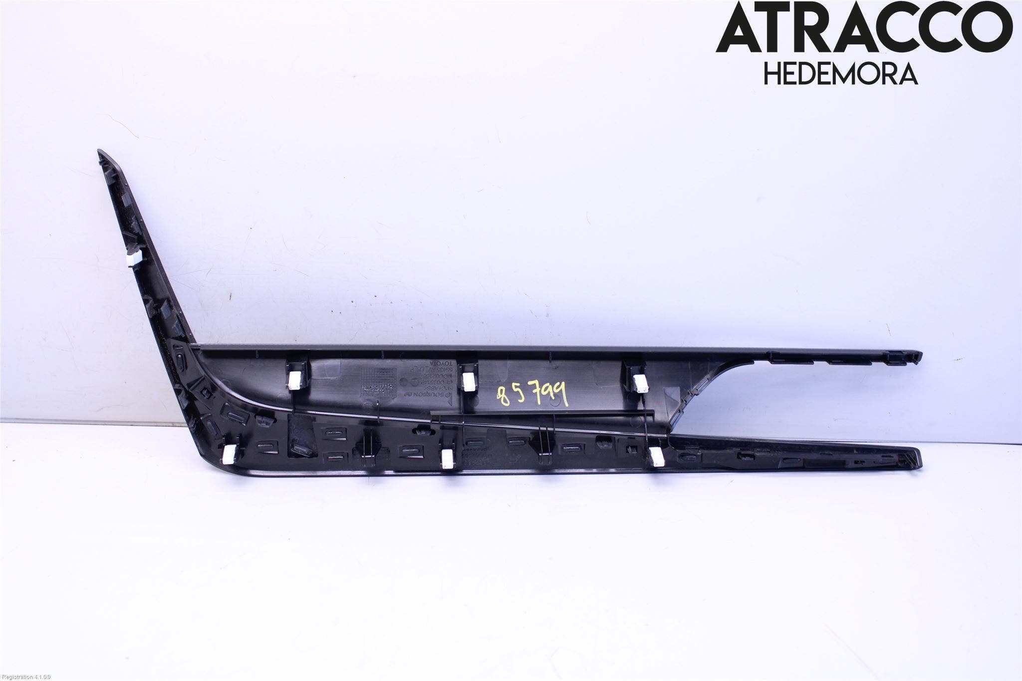 Toyota AVENSIS 16-18 Instrumentbräda Inlägg-Dekorlist