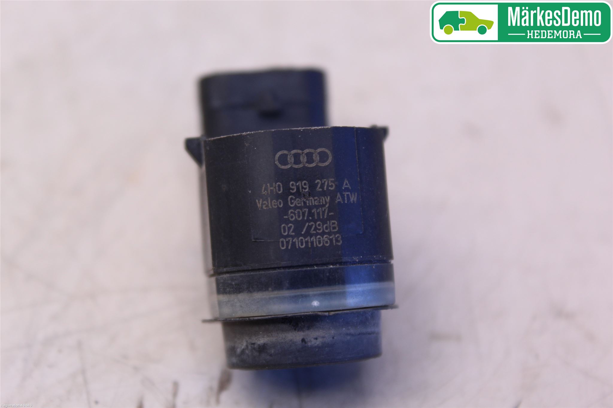 Skoda SUPERB 09-15 Parkeringshjälp Frontsensor