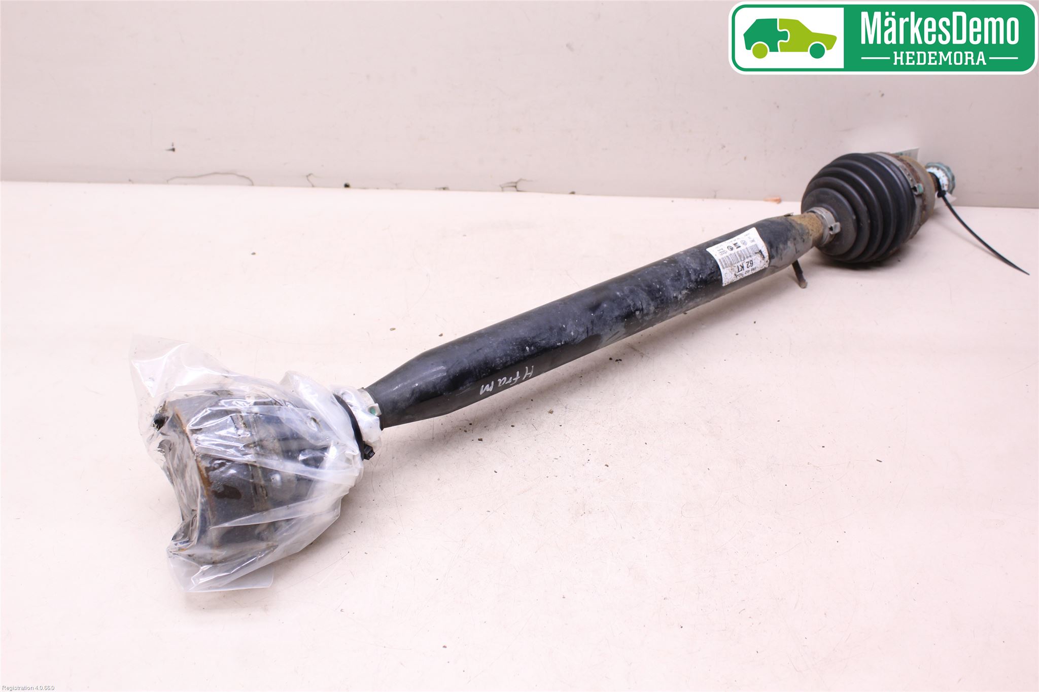 Audi A1/S1 11-18 Drivaxel Fram Höger