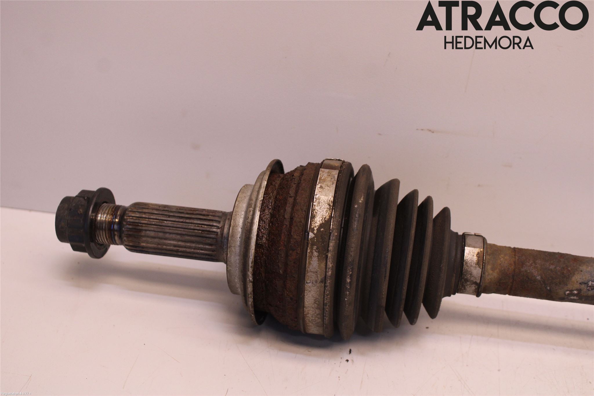 Toyota VERSO-S 11-16 Drivaxel Fram Höger