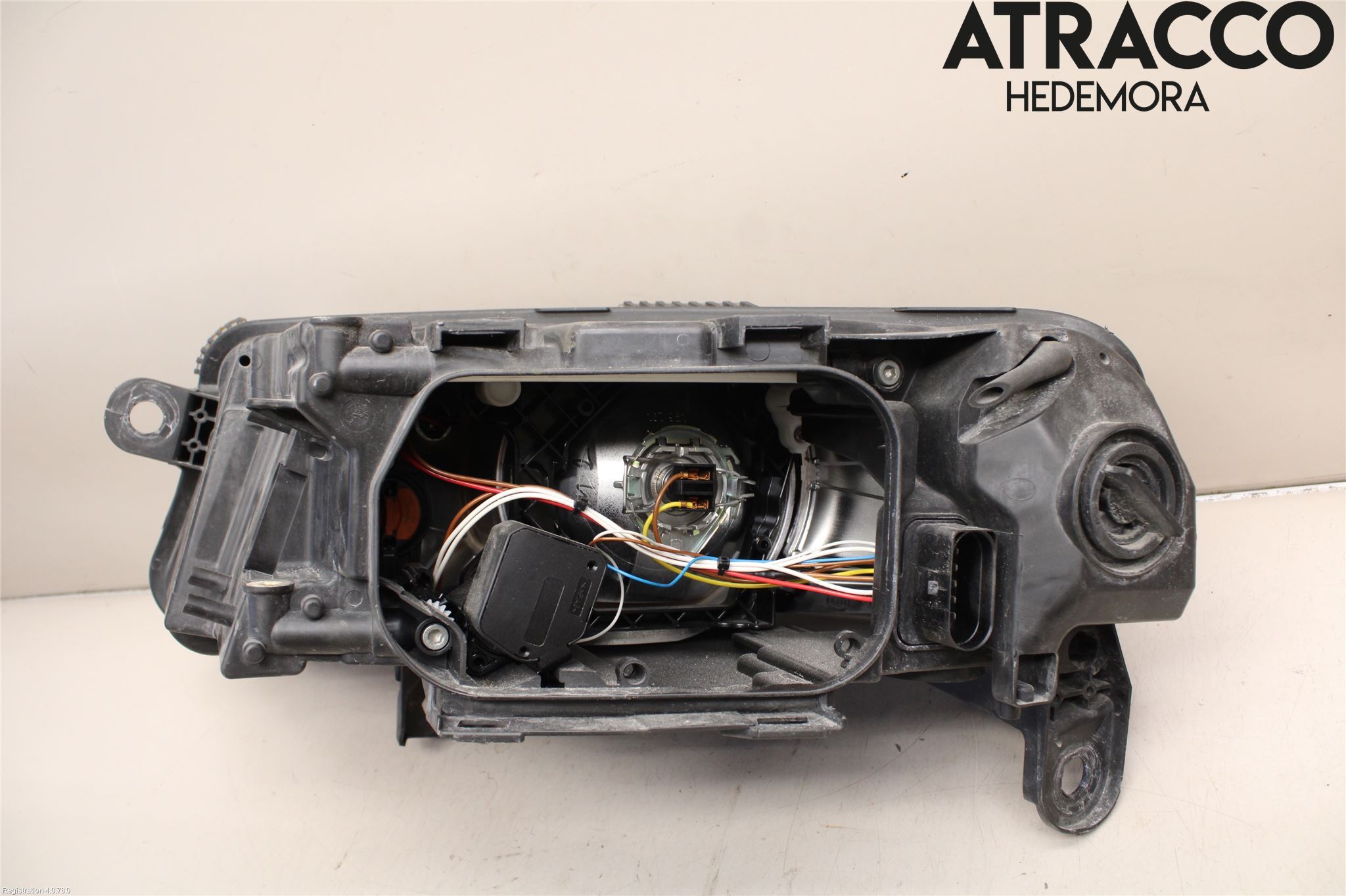 Audi A6/S6     05-11 Strålkastare Höger