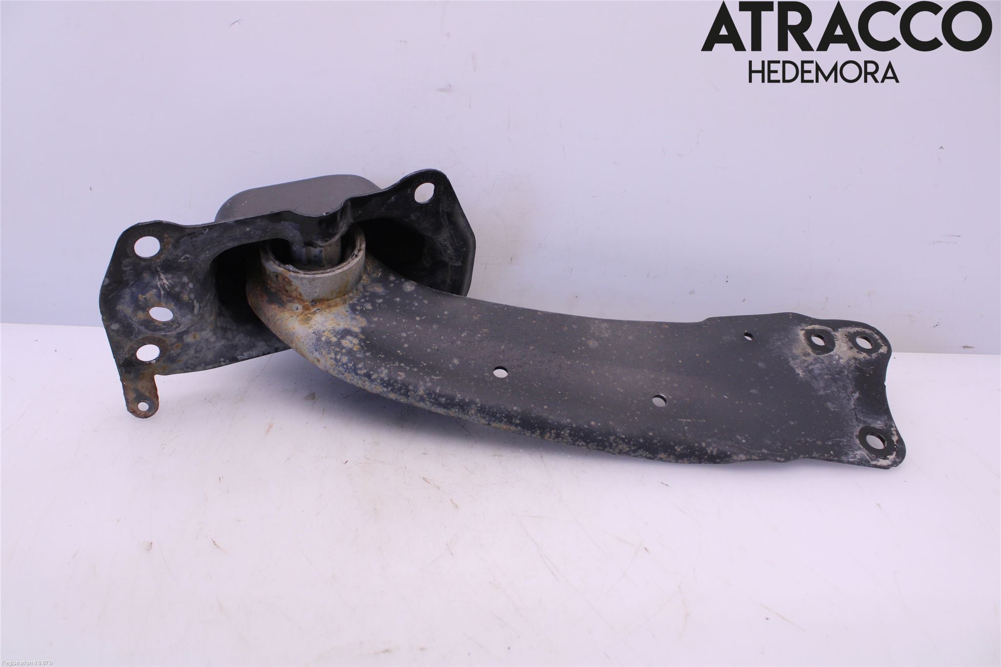 Volkswagen VW TIGUAN 07-16 Bärarm Bak Vänster