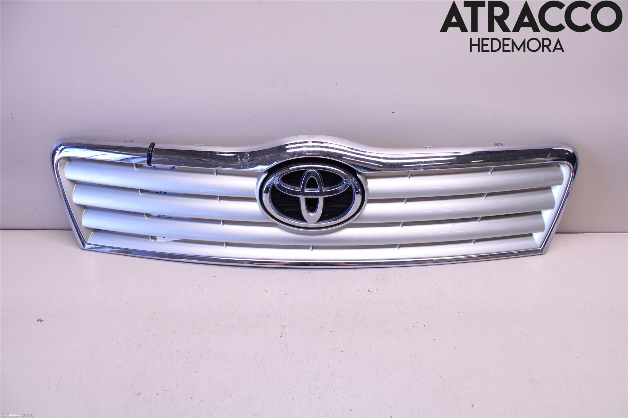 Toyota AVENSIS 03-06 Grill Komp