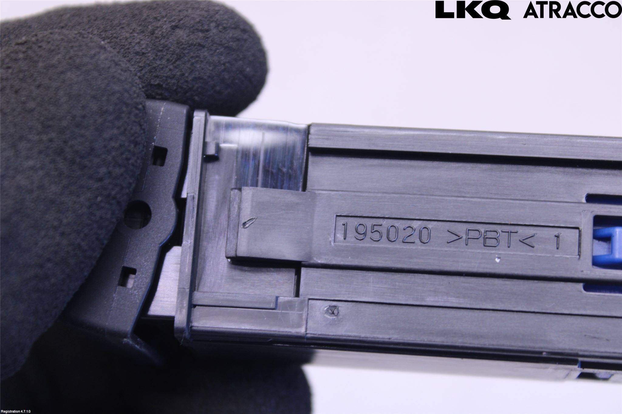 Toyota YARIS CROSS XP21 21- Strömställare Stolvärme