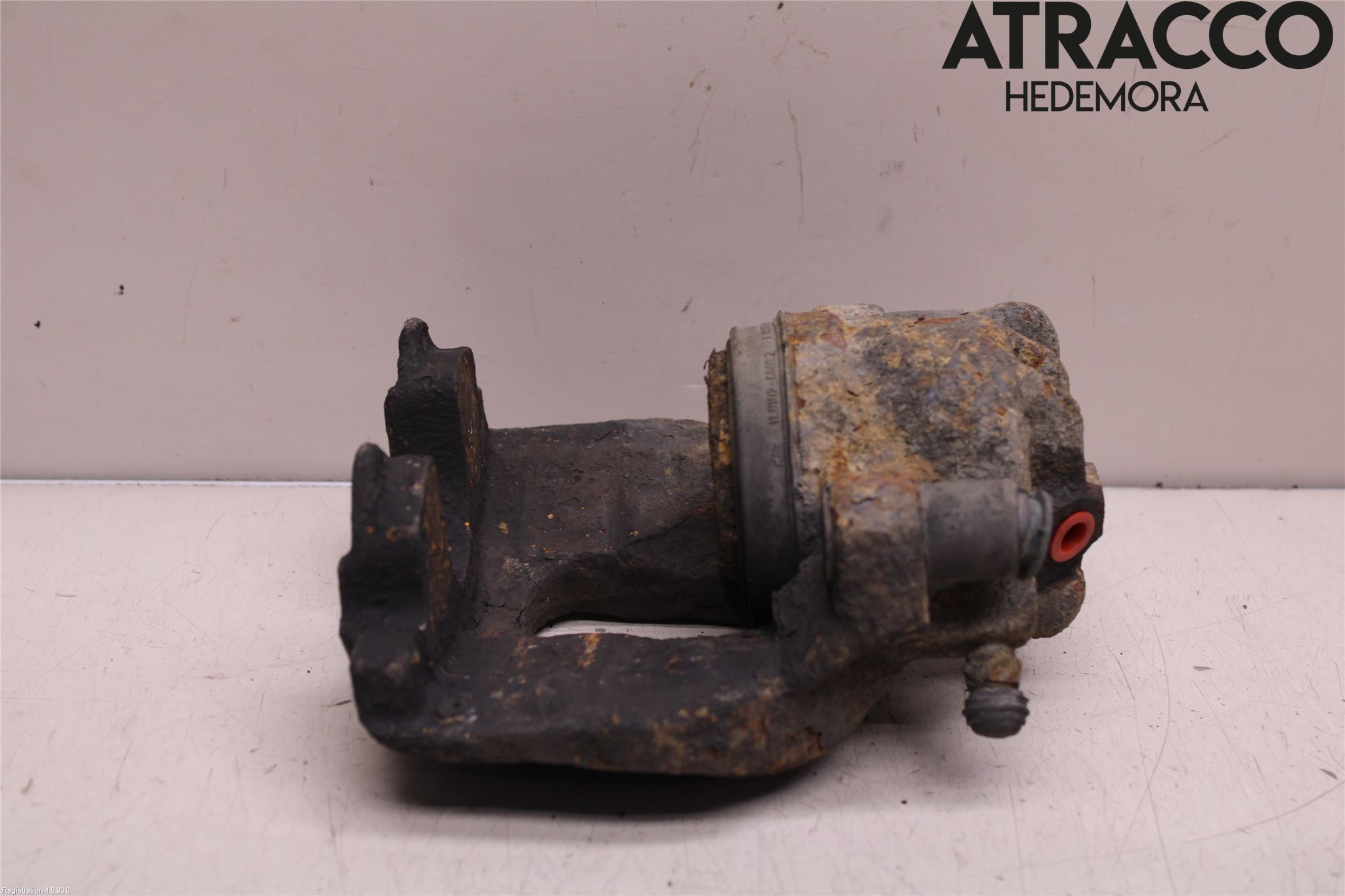 Volvo V70 00-04 Bromsok Fram Höger