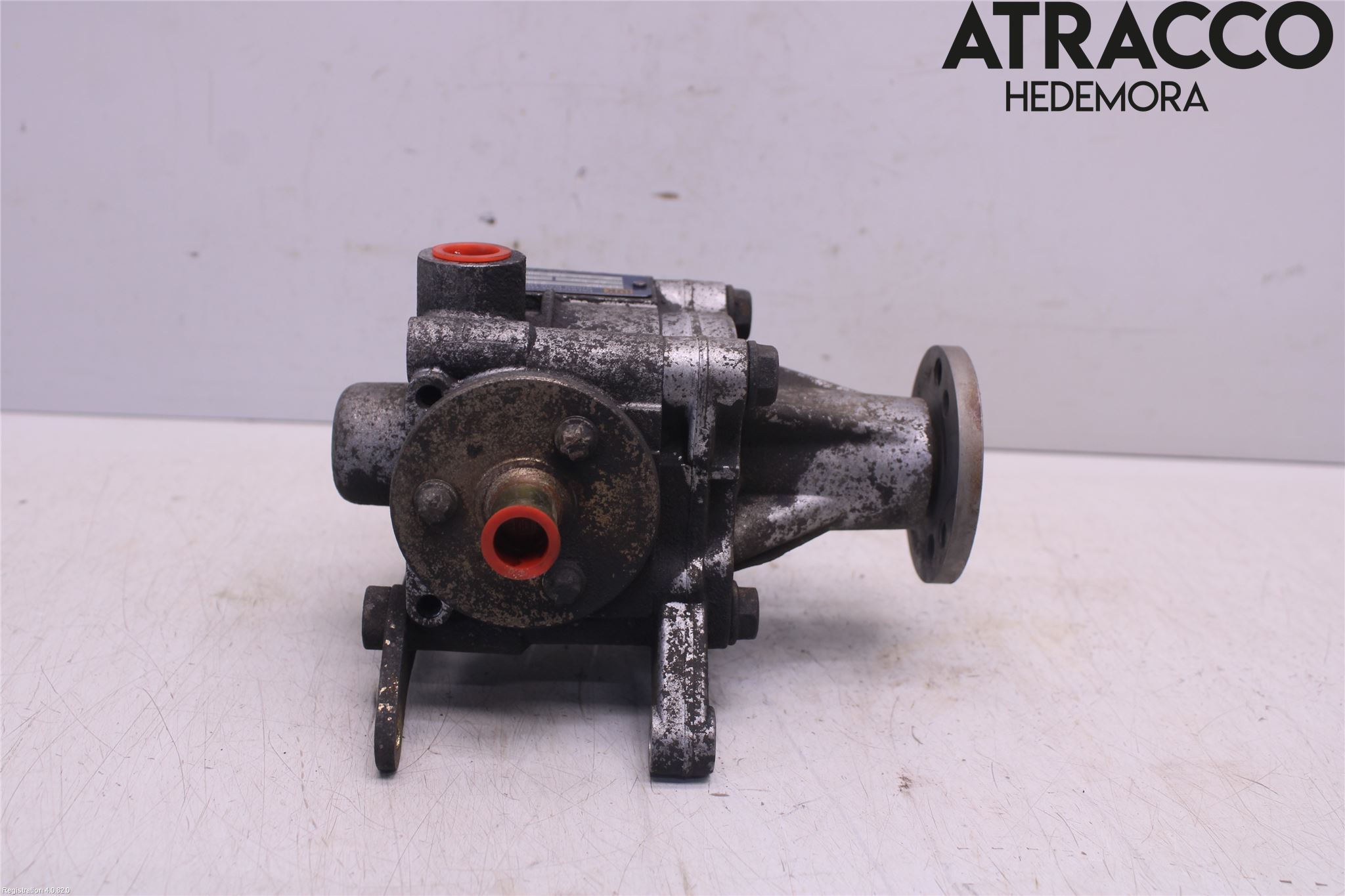 Mercedes-Benz MB 508 Styrservopump