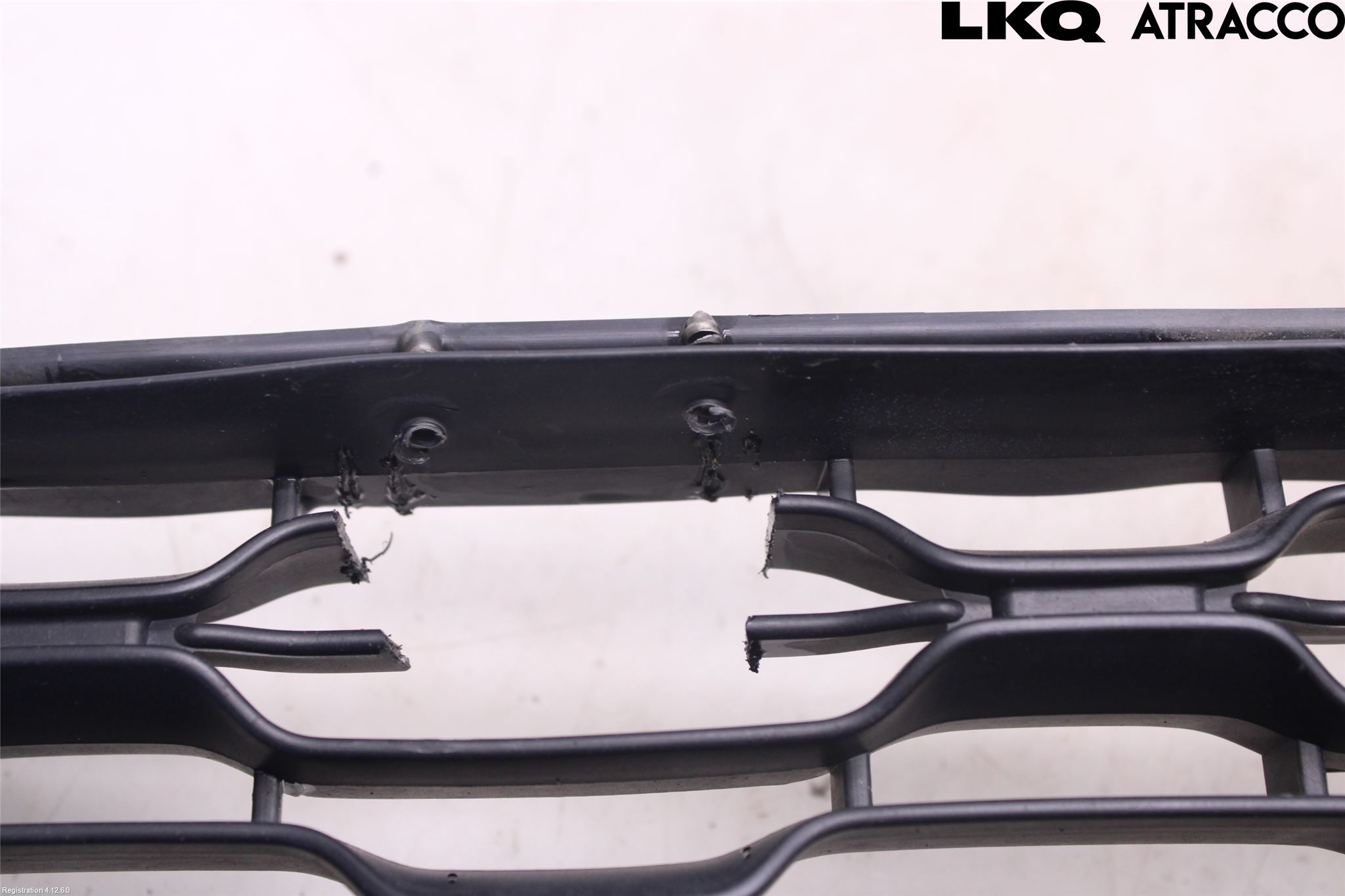 Citroen C3 10-17 Grilldel Mitt