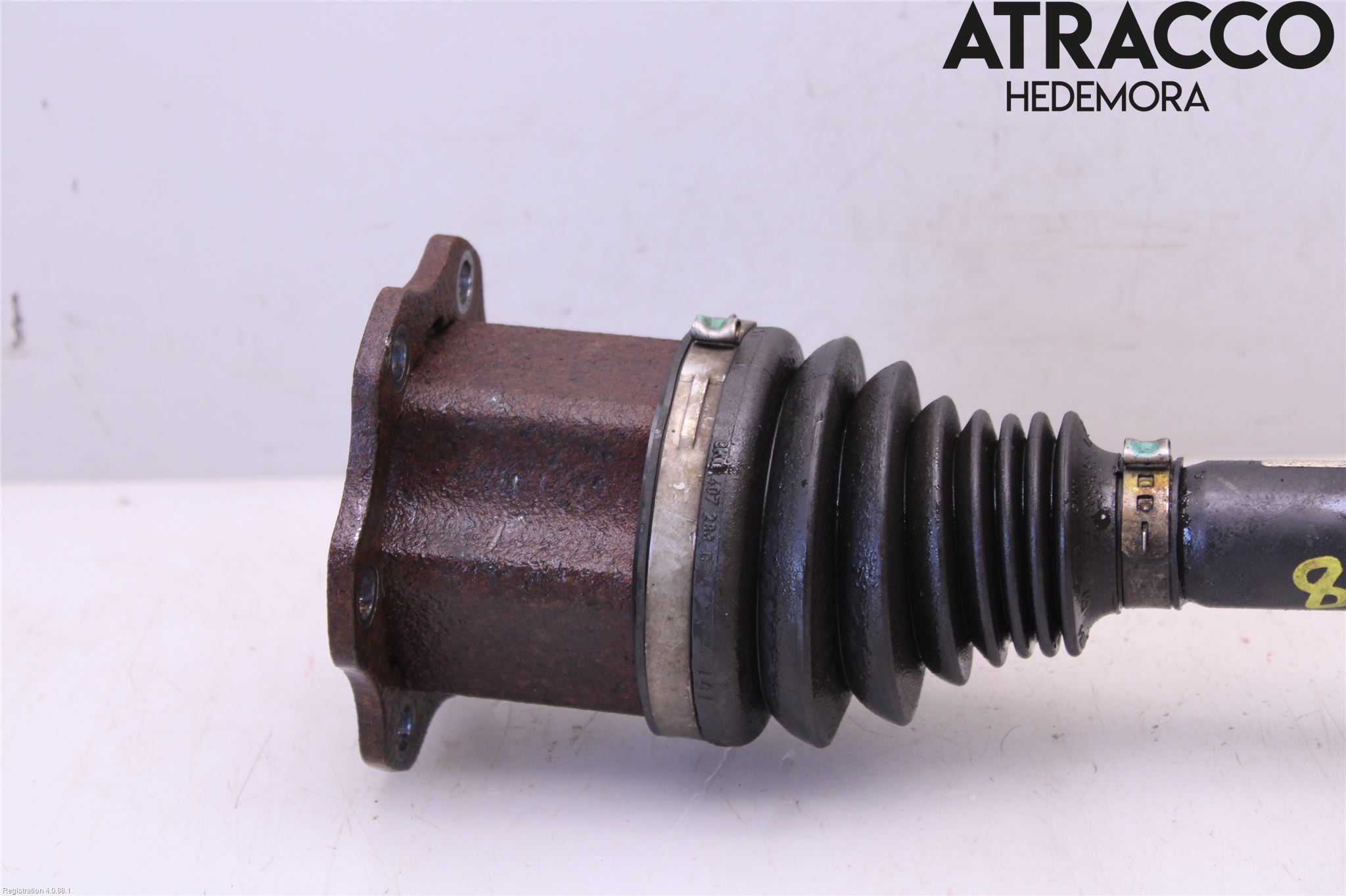 Audi A4/S4 08-11 Drivaxel Fram Höger