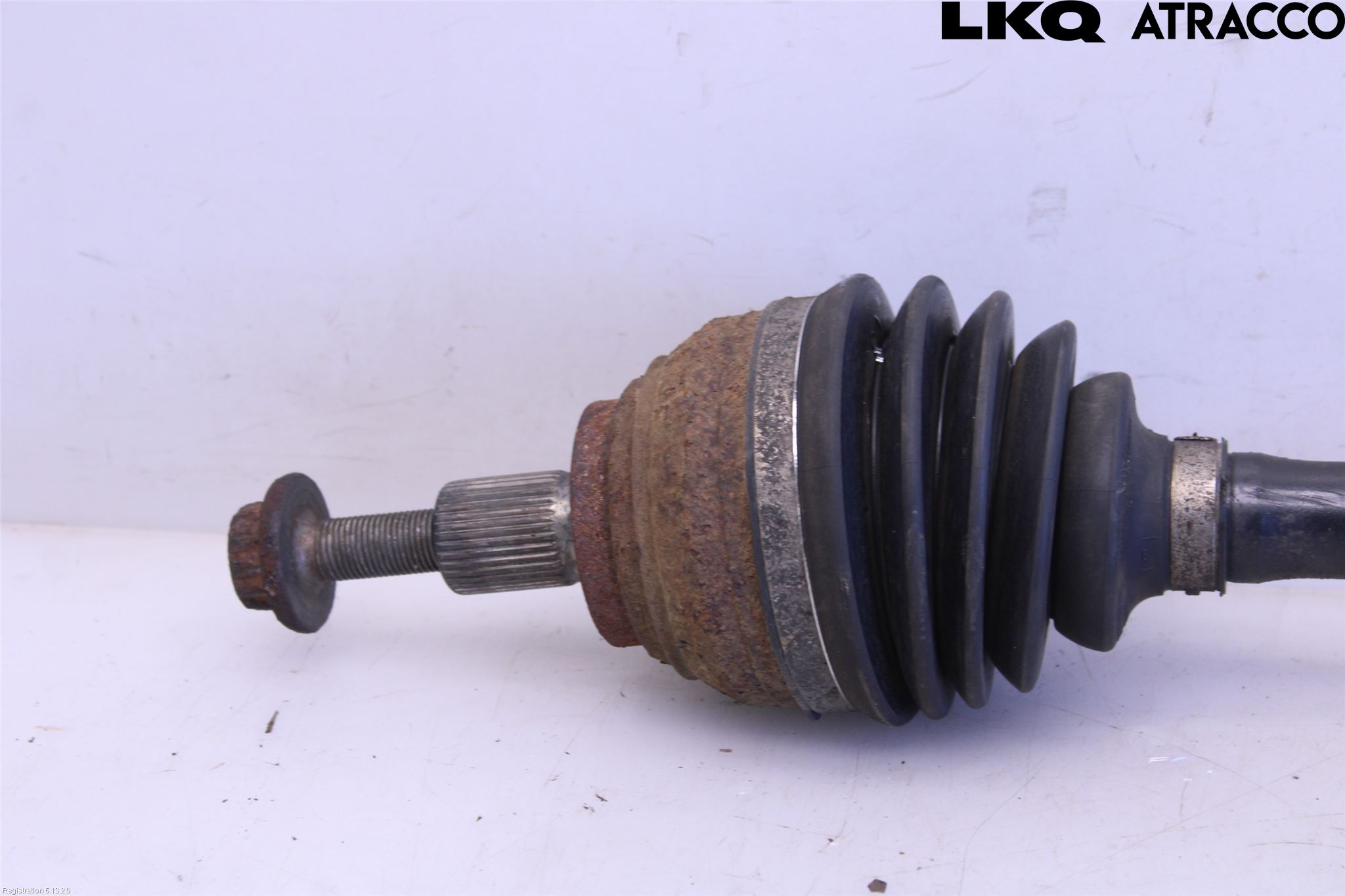 Volkswagen VW CADDY 16-20 Drivaxel Fram Vänster
