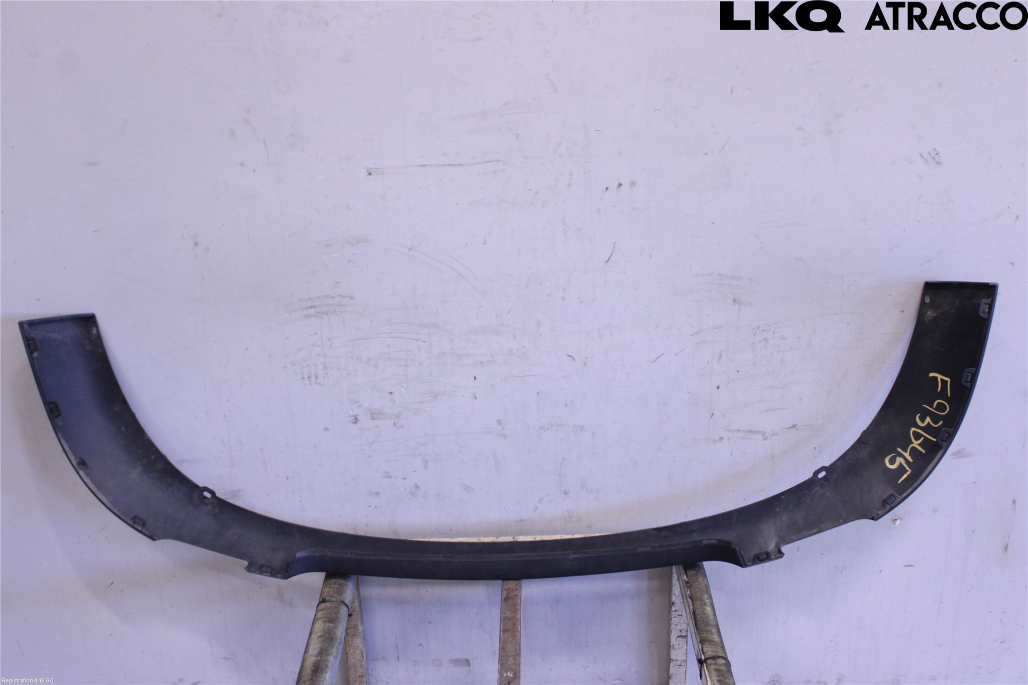 Volvo V70 05-08 Spoiler Fram