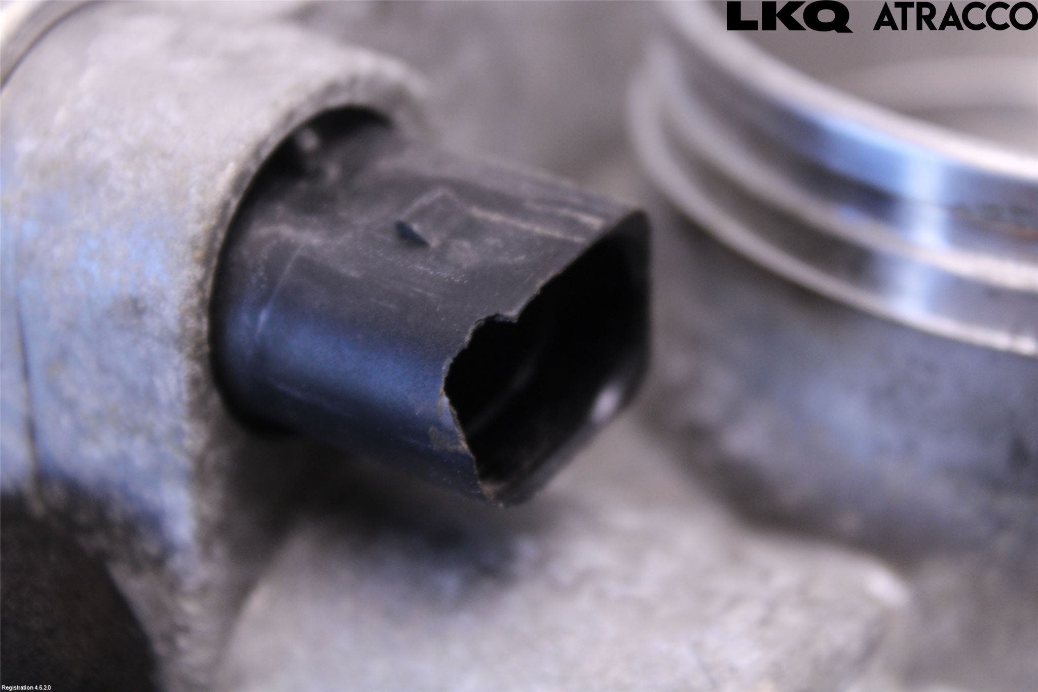 BMW 5 E60/61 Sed/Tou 02-10 Injspjällhus