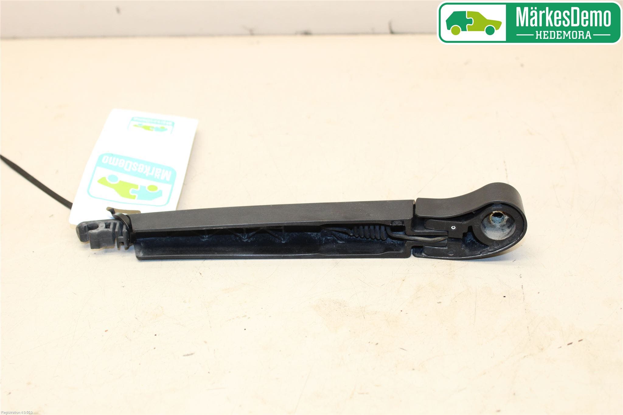 Hyundai i30 GD 13-17 Torkararm-Bakruta