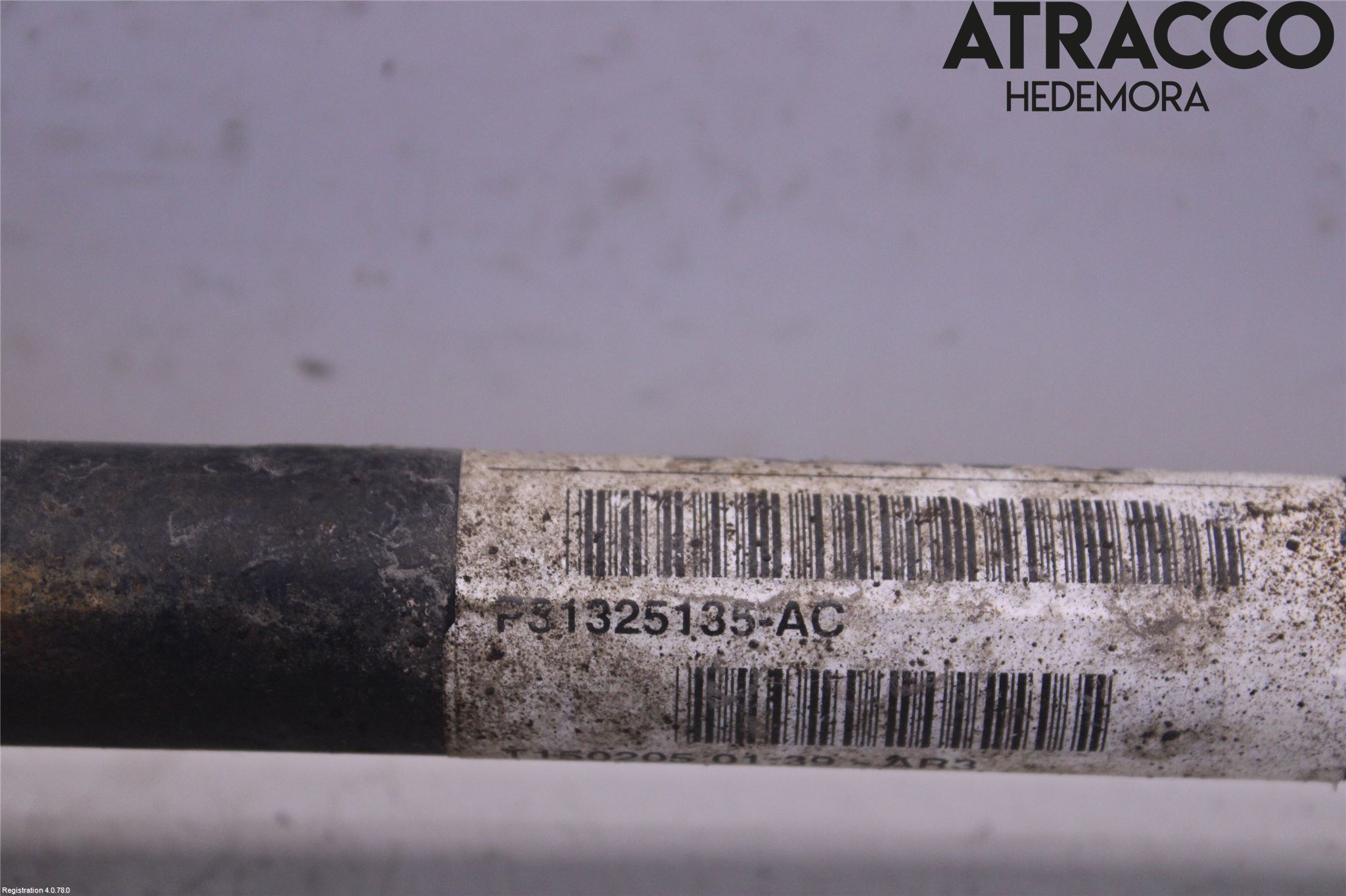 Volvo V70 14-16 Drivaxel Bak Höger