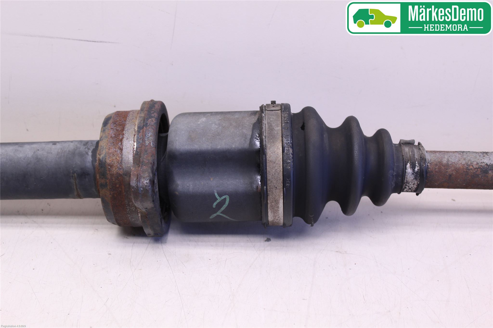 Toyota AVENSIS 09-15 Drivaxel Fram Höger