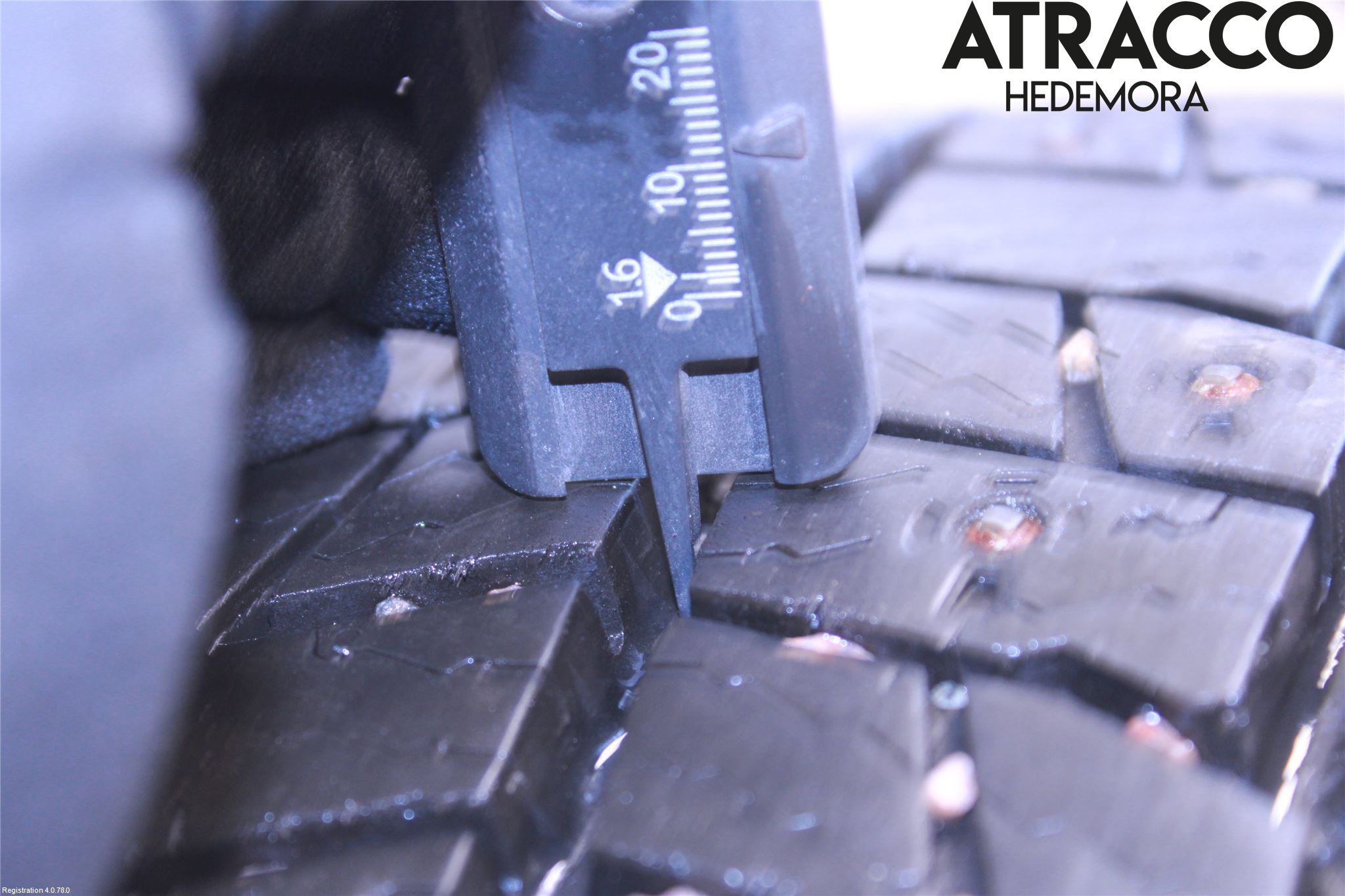 Ford TRANSIT SKÅP/BUSS 14-22 Vinterdäck Med Fälg