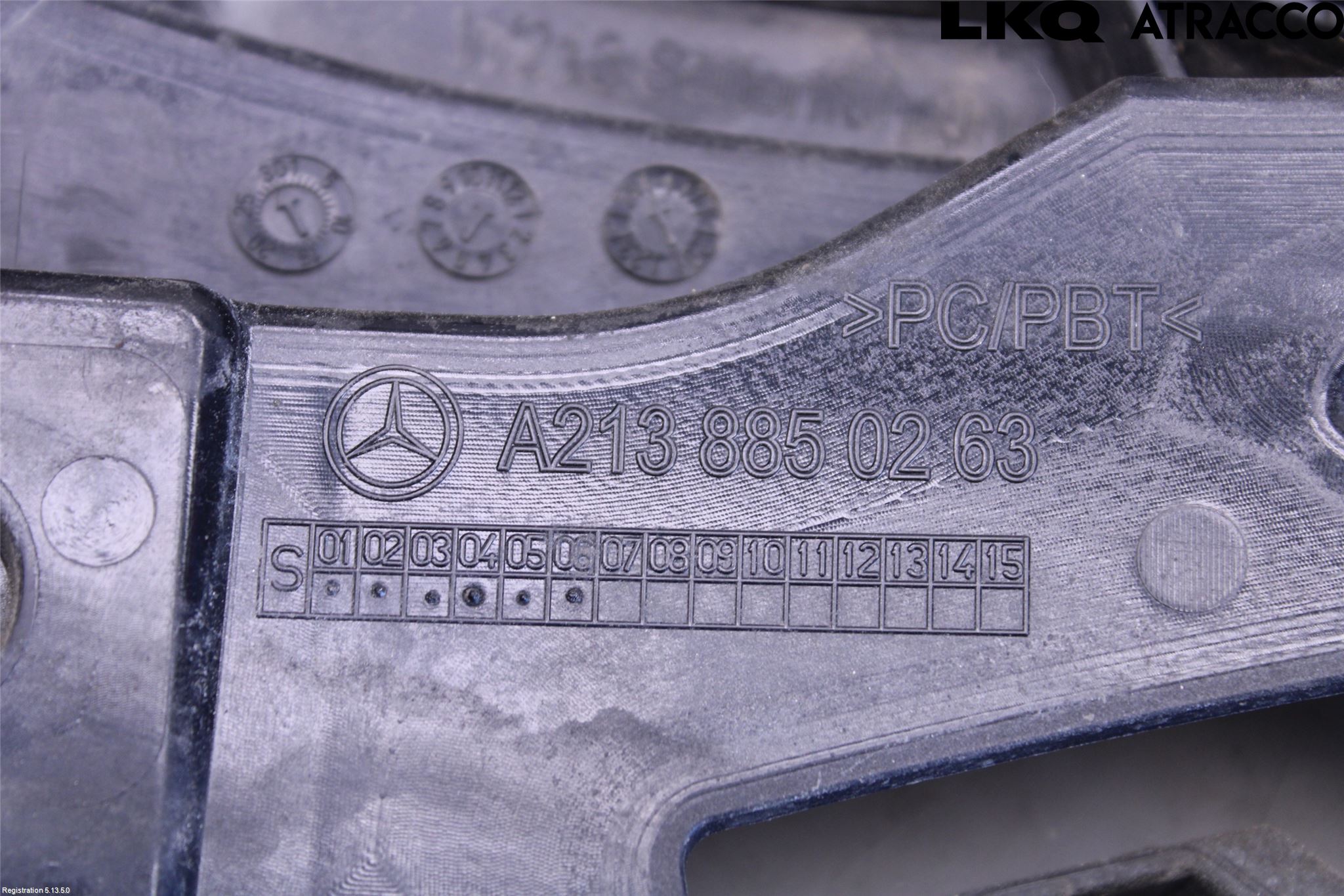 Mercedes-Benz MB E-KLASS (W213) 16-23 Stötfångarfäste Bak Hö