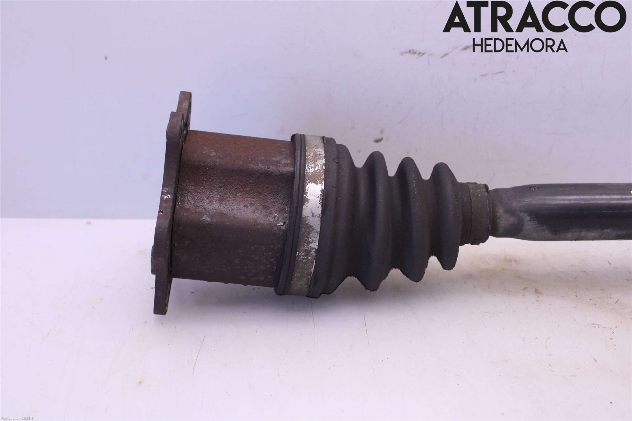 Audi A4/S4 05-07 Drivaxel Fram Höger