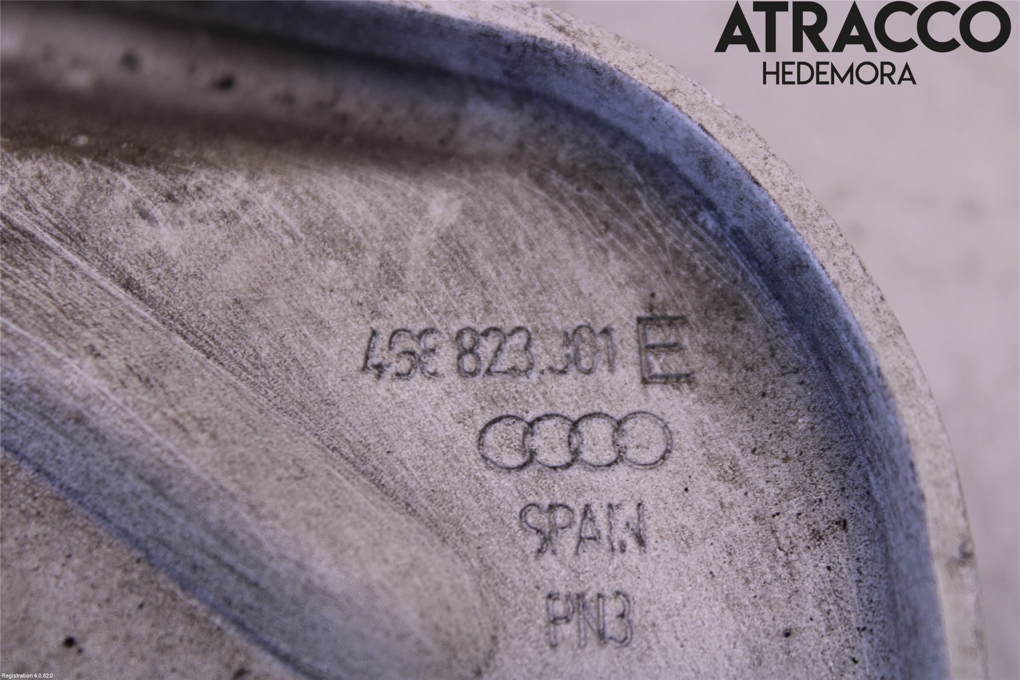 Audi A6/S6 4G 11-18 Huvgångjärn