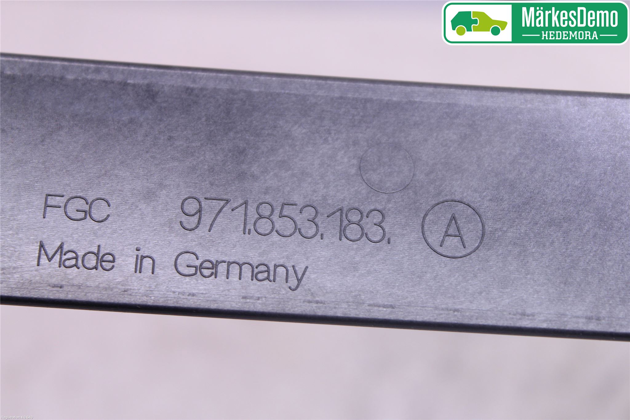 Porsche PANAMERA 09- Dörr Dekorlist Fram Vä