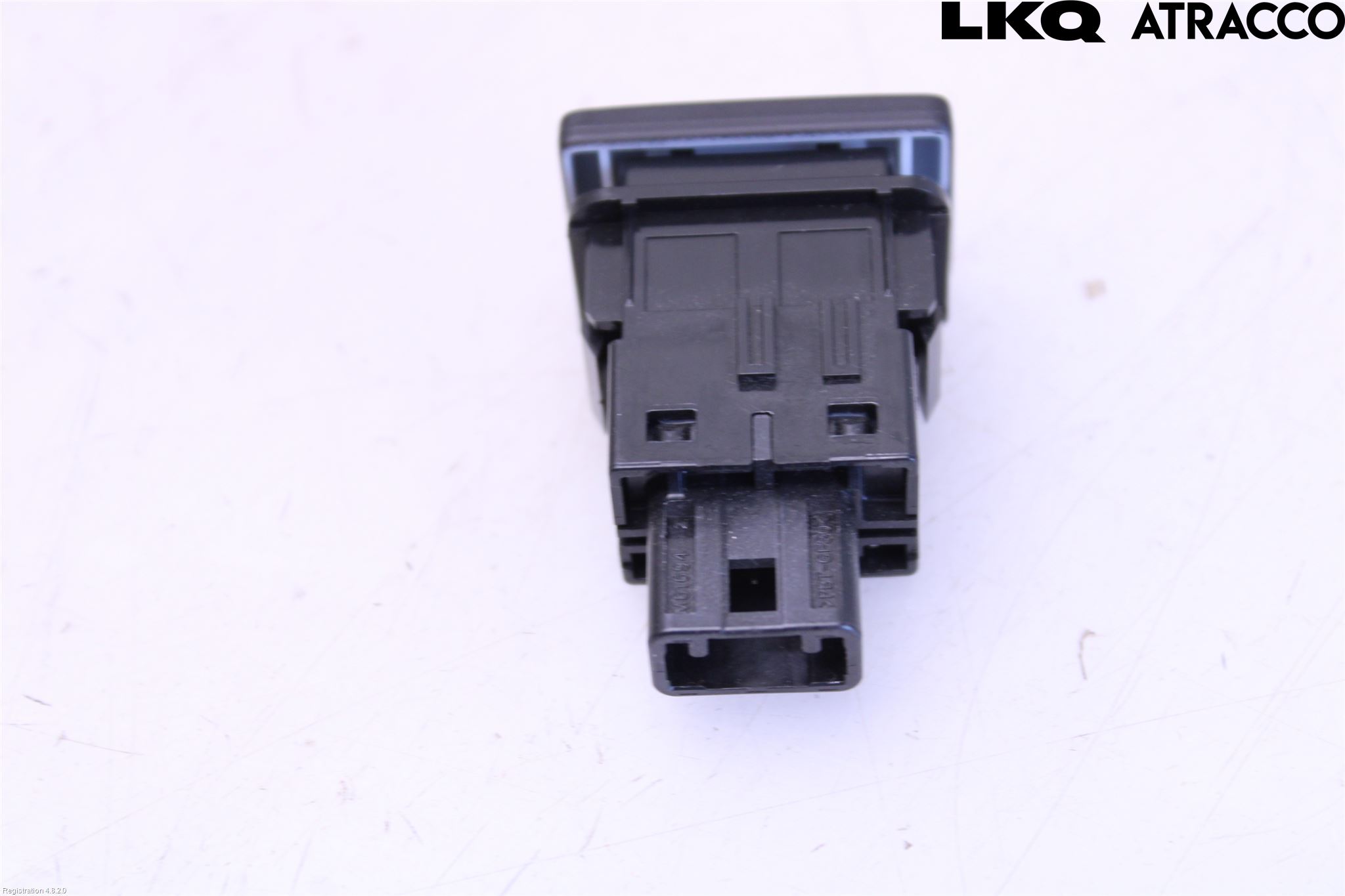 Toyota PRIUS (ZVW50) 16-21 Strömställare Tanklucka