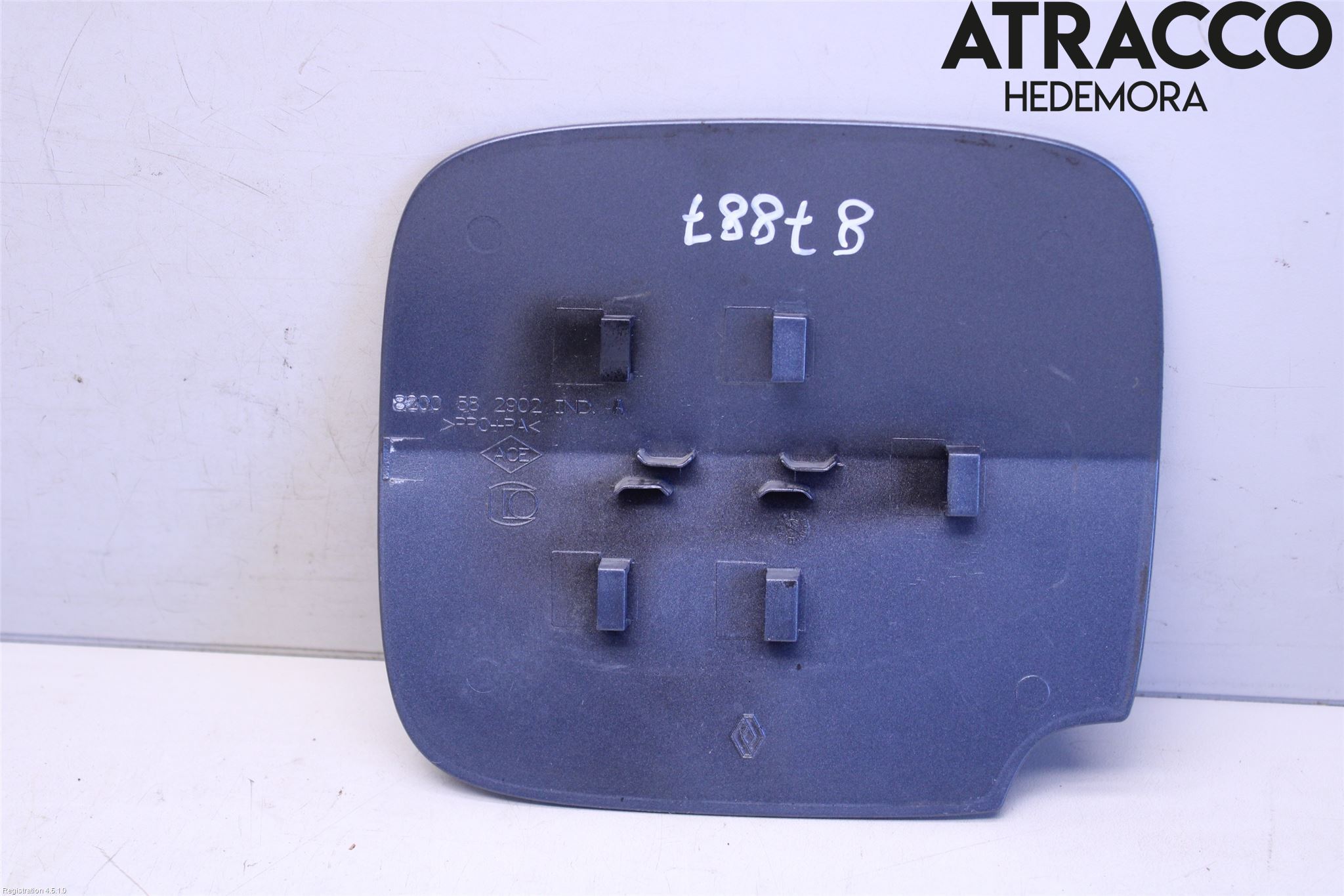 Renault CLIO III  06-09 Tanklucka