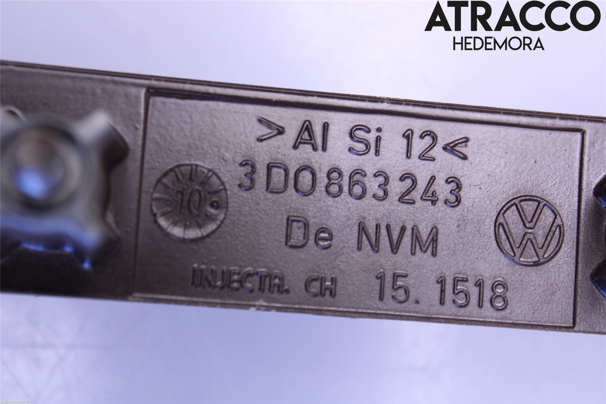 Volkswagen VW PHAETON Instrumentkonsoll Mitt