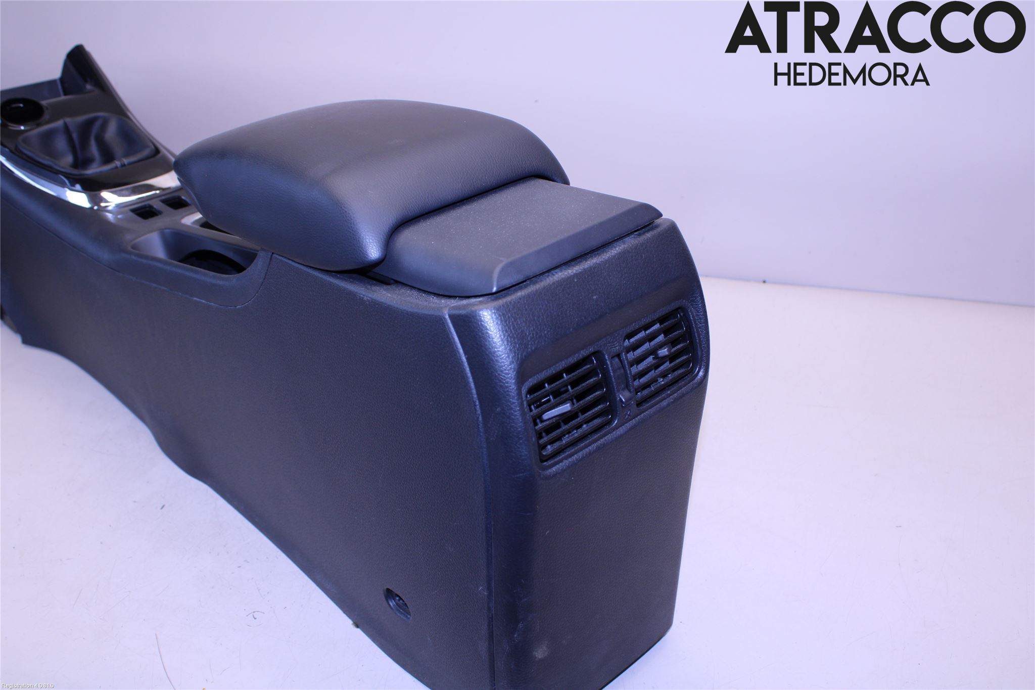 Nissan PULSAR Instrumentkonsoll Mitt