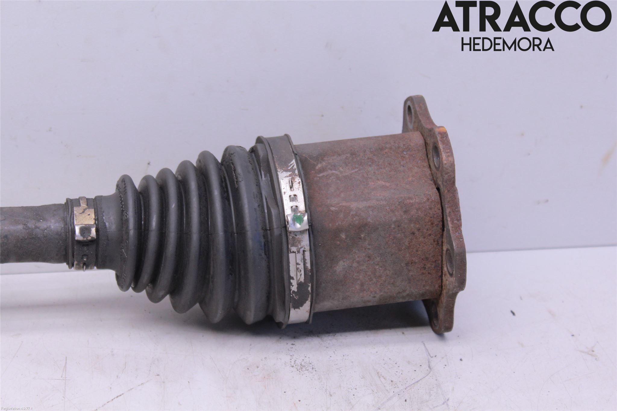 Audi A6/S6     05-11 Drivaxel Fram Höger