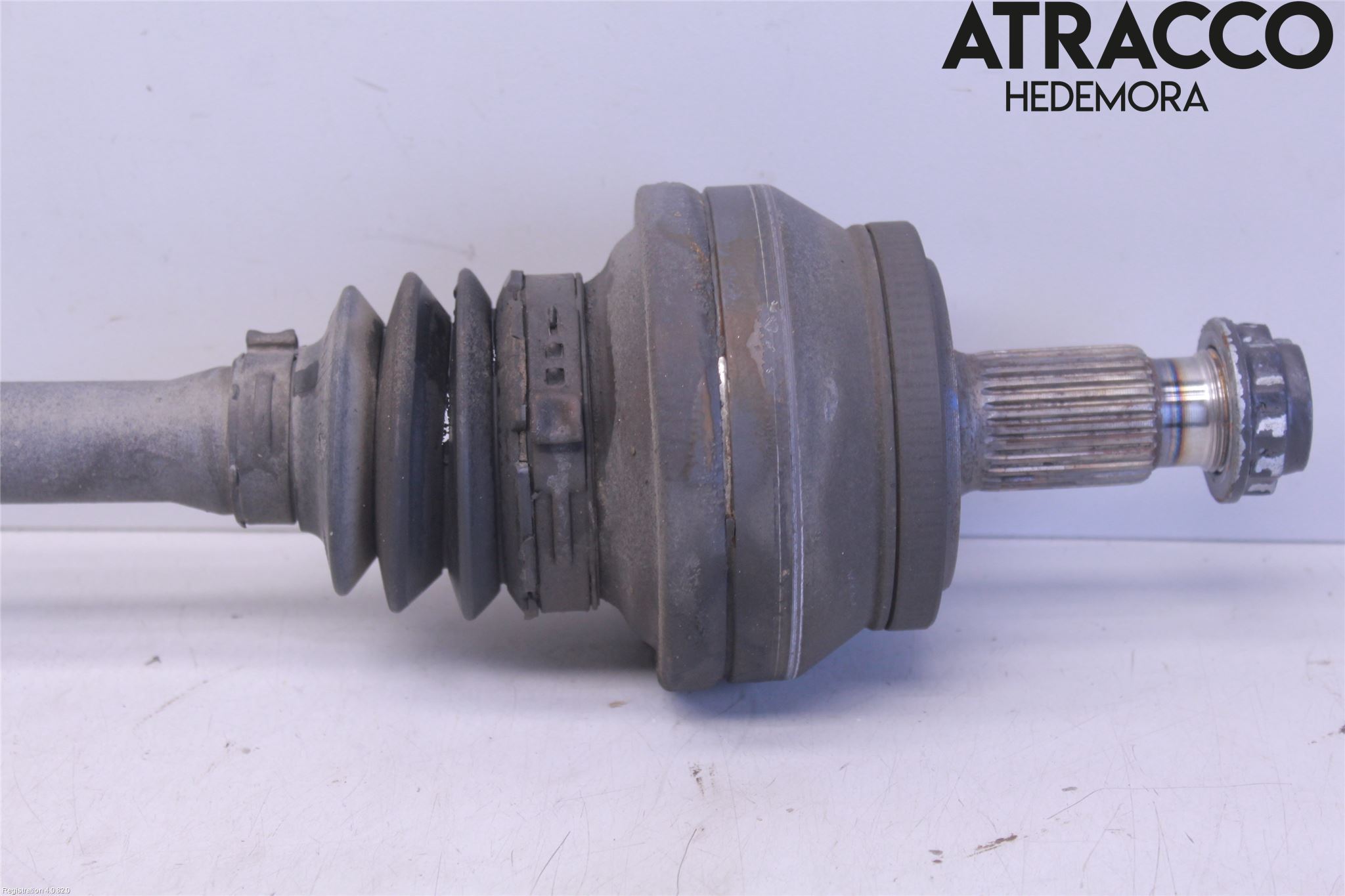 Mercedes-Benz MB C-KLASS (W204) 07-15 Drivaxel Bak Höger