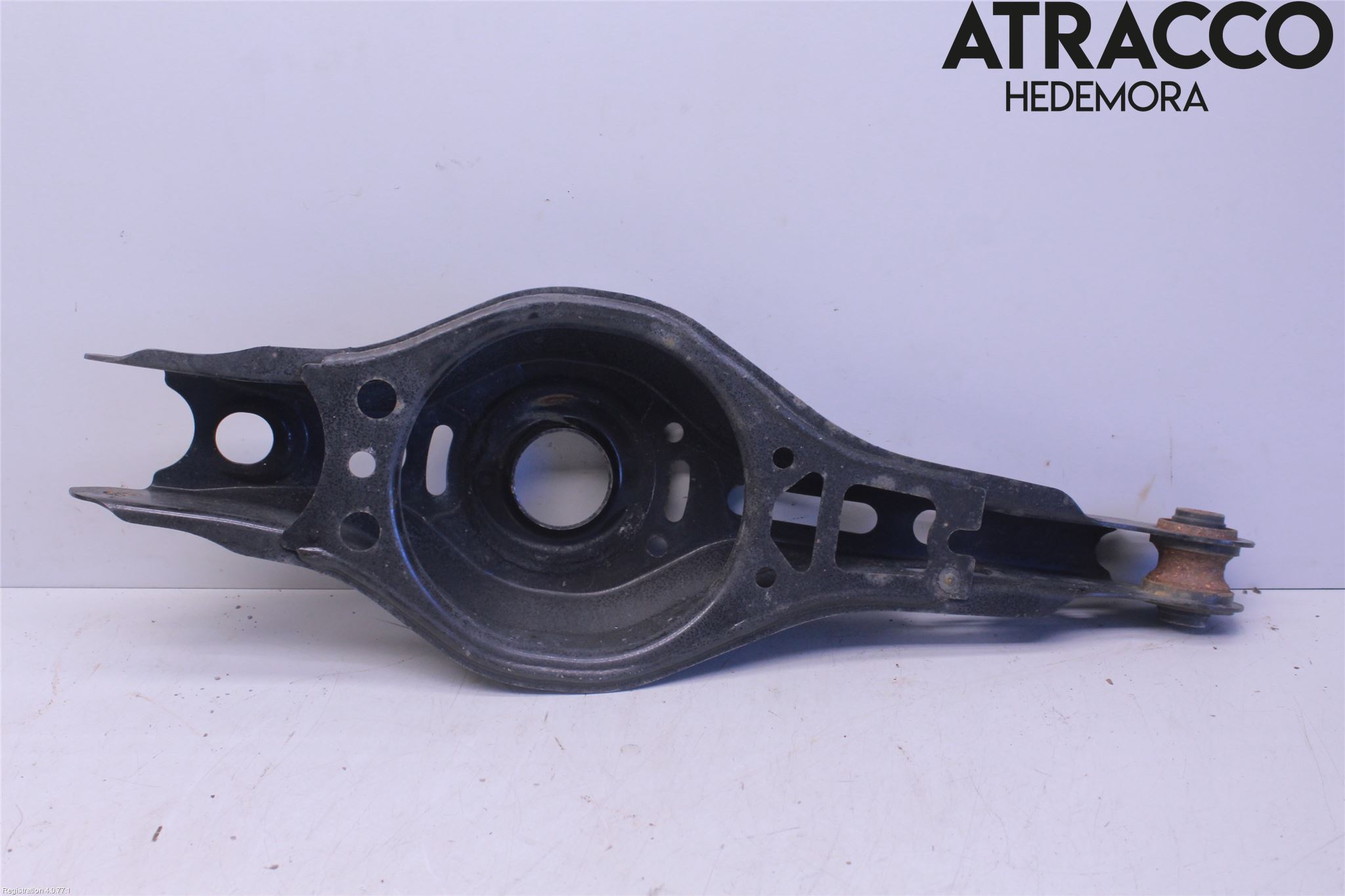 Toyota C-HR 16-23 Bärarm Bak Höger