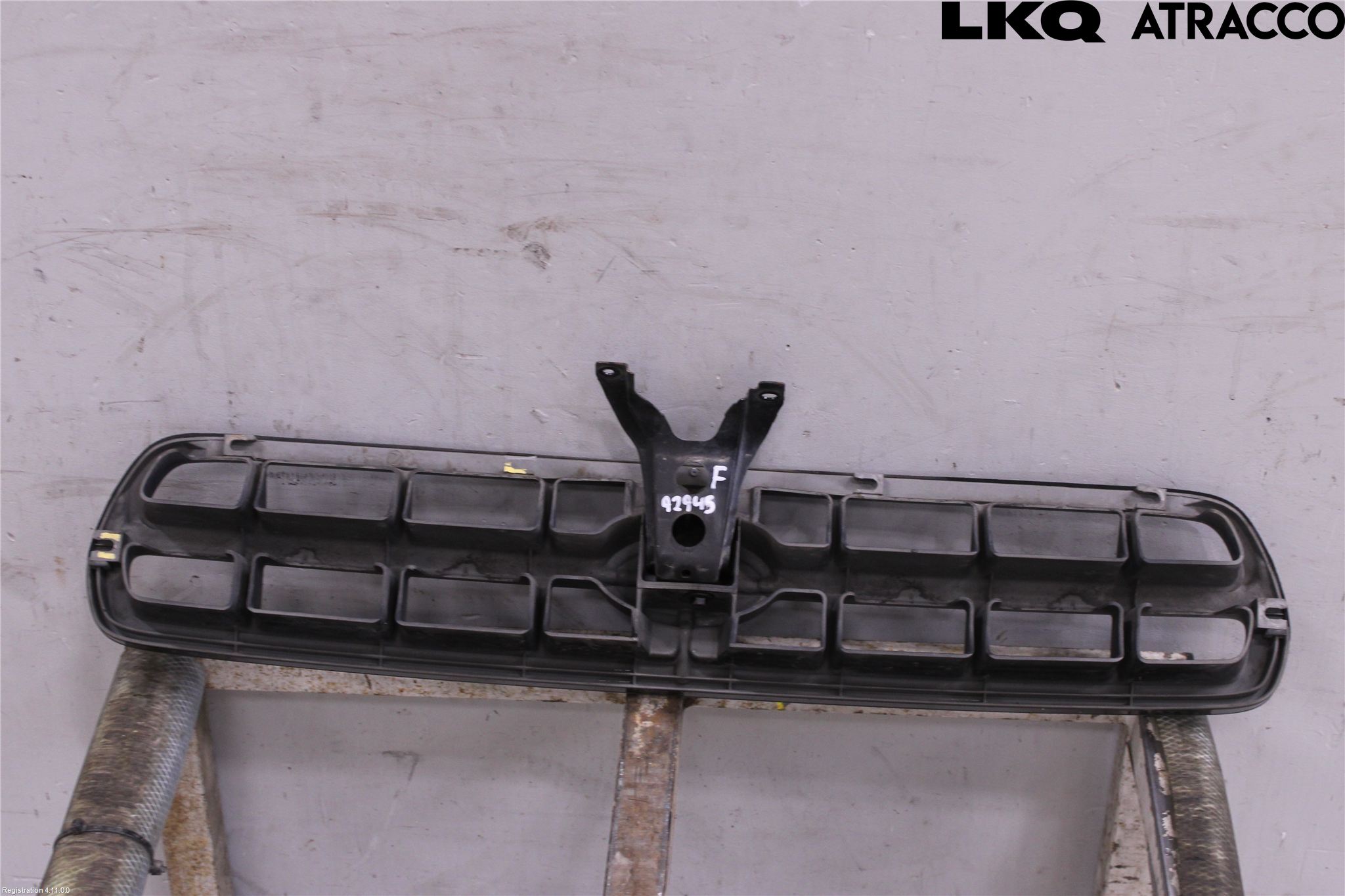 Subaru OUTBACK   99-03 Grill Komp