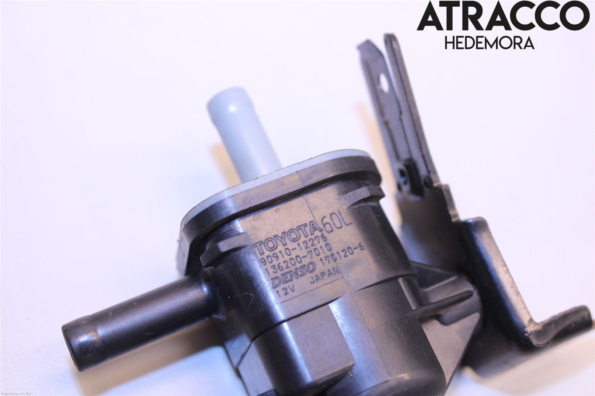 Lexus NX 300h 15-21 Vakuumventil