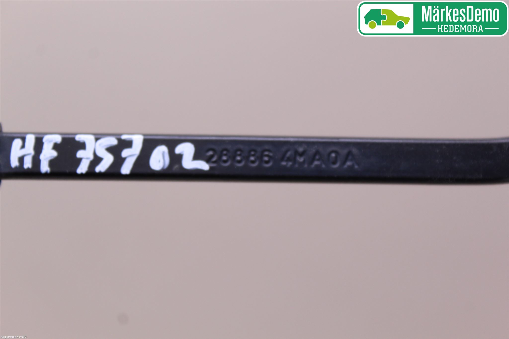 Nissan PULSAR Torkararm Armar Vindruta