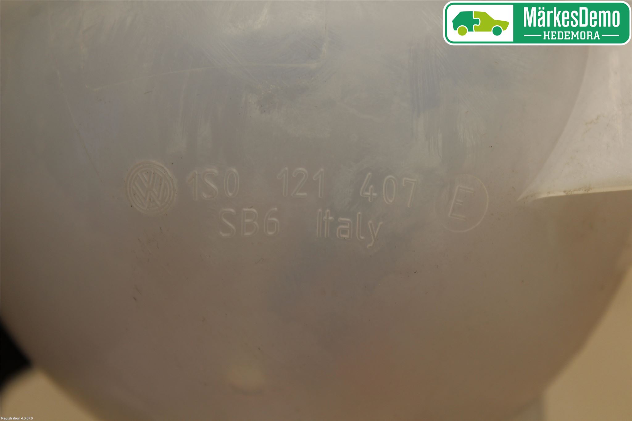 Volkswagen VW PASSAT 15-19 Expansionstank