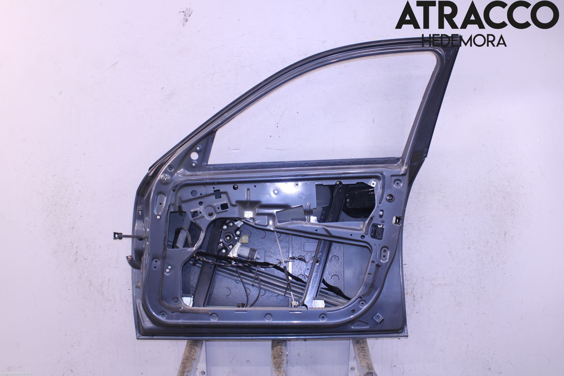 BMW 5 E60/61 Sed/Tou 02-10 Dörr Fram Höger